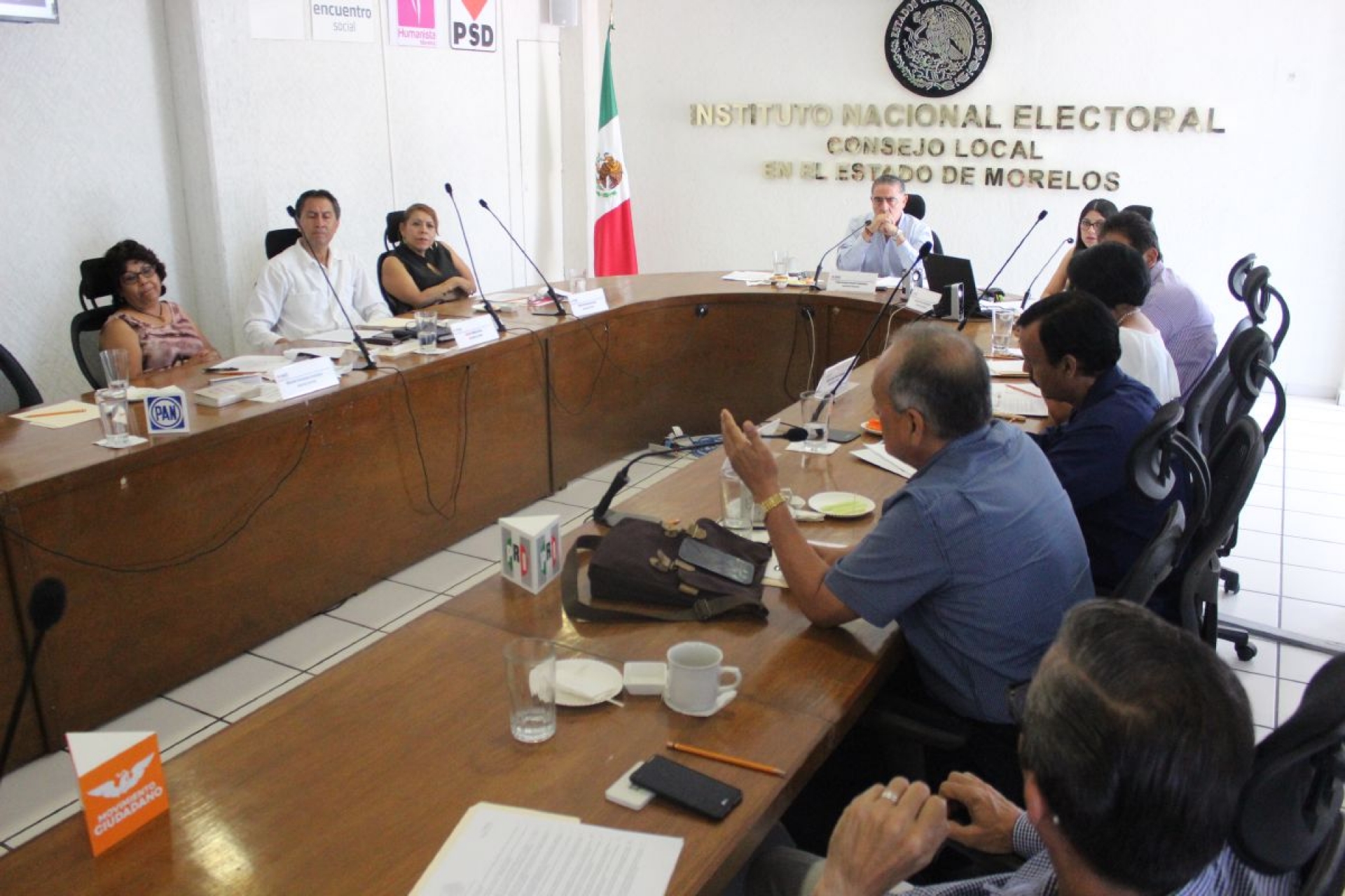 Valida INE registro de candidato a senador por coalición “Juntos por México”