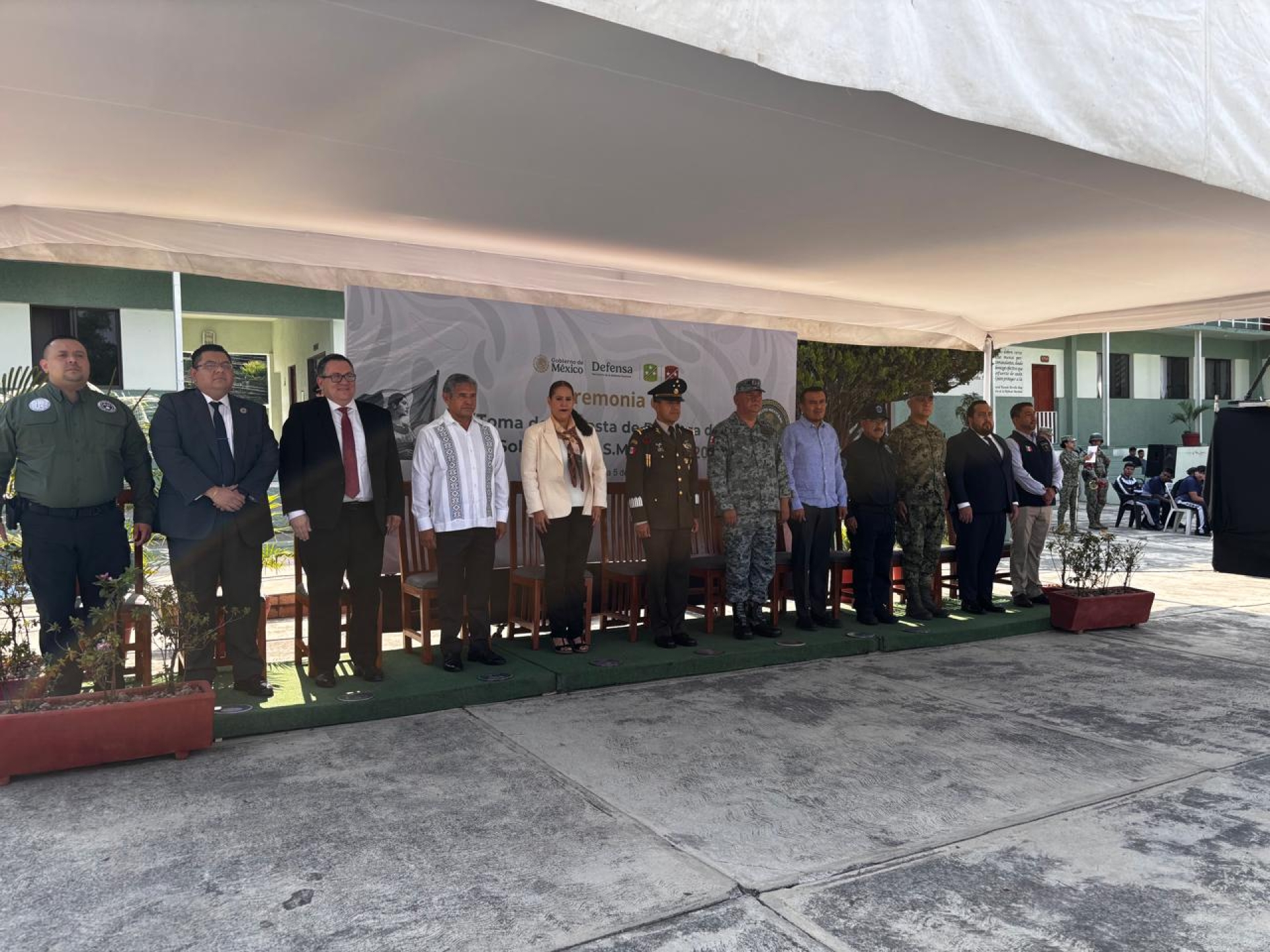 Realizan ceremonia de toma de protesta de bandera de soldados del SMN