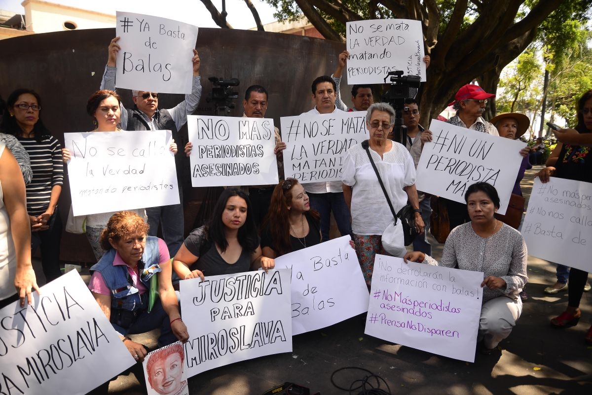 Se suman periodistas de Morelos a movilización en demanda de justicia