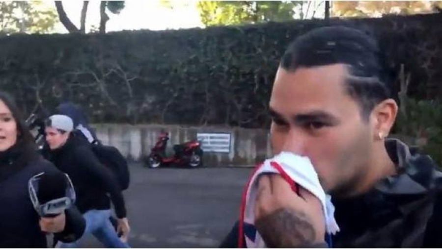 VIDEO: Fans explotan contra ‘Gullit’ Peña por sonarse la nariz con uniforme del Rangers