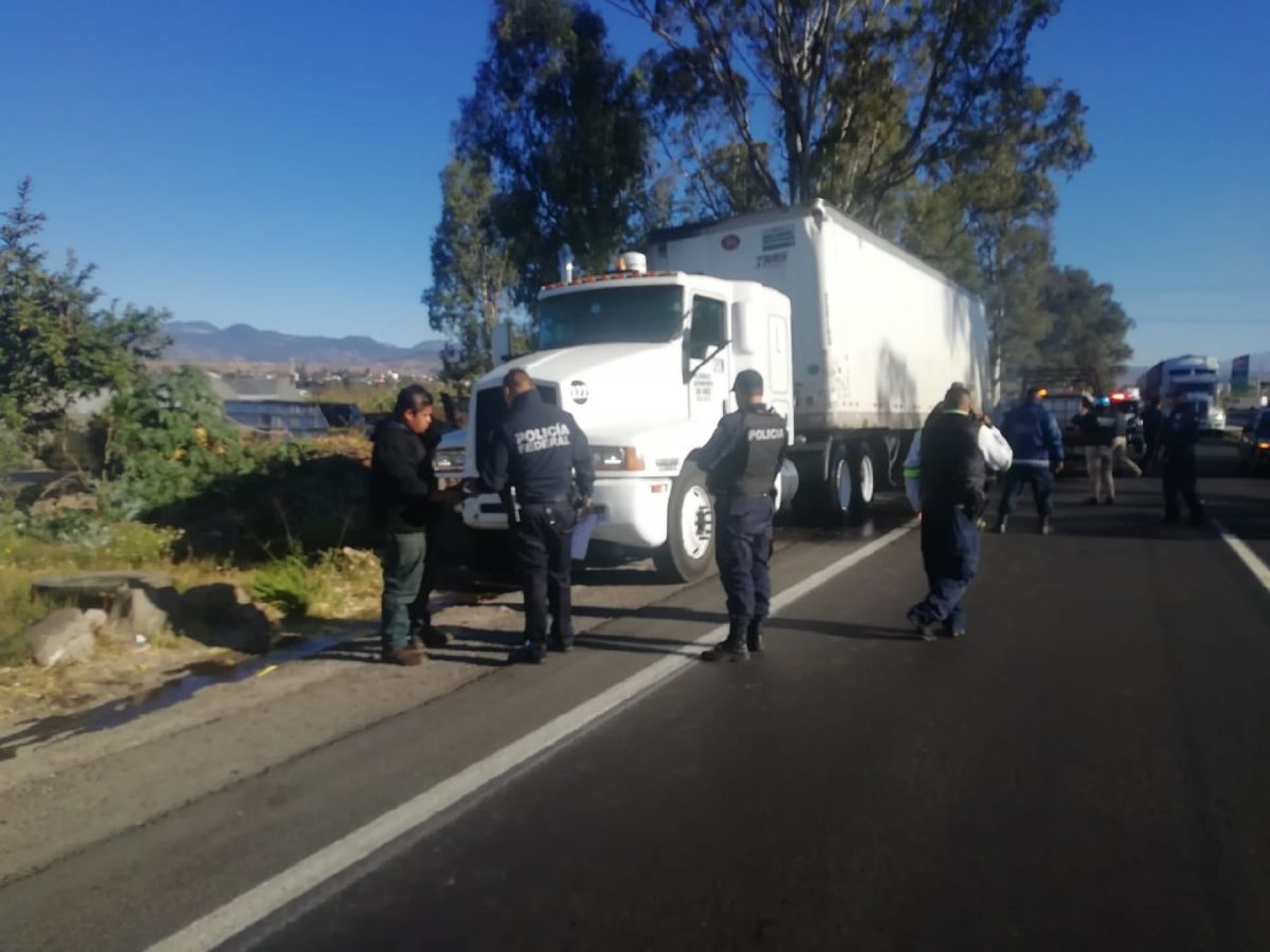 Frenada, la construcción de la rampa de desaceleración en Atlatlahucan