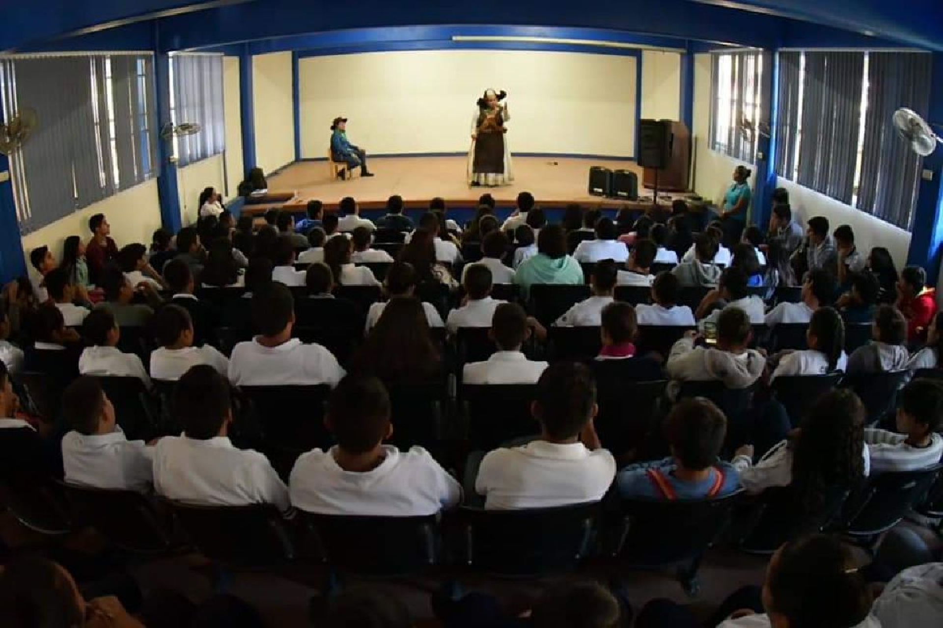 Abordan la trata de personas con jóvenes de Tetecala