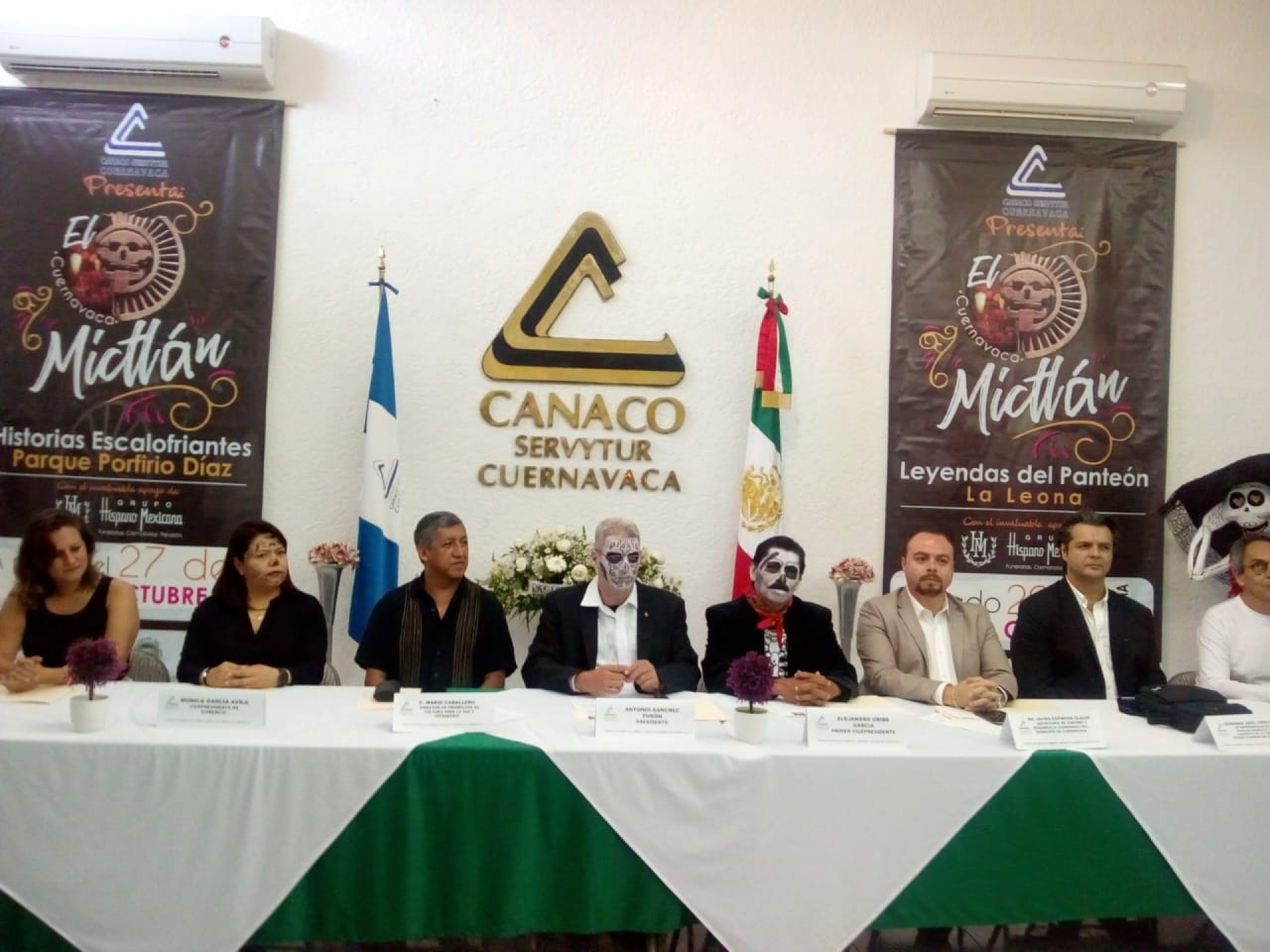 Da a conocer Canaco programa de actividades del Día de Muertos