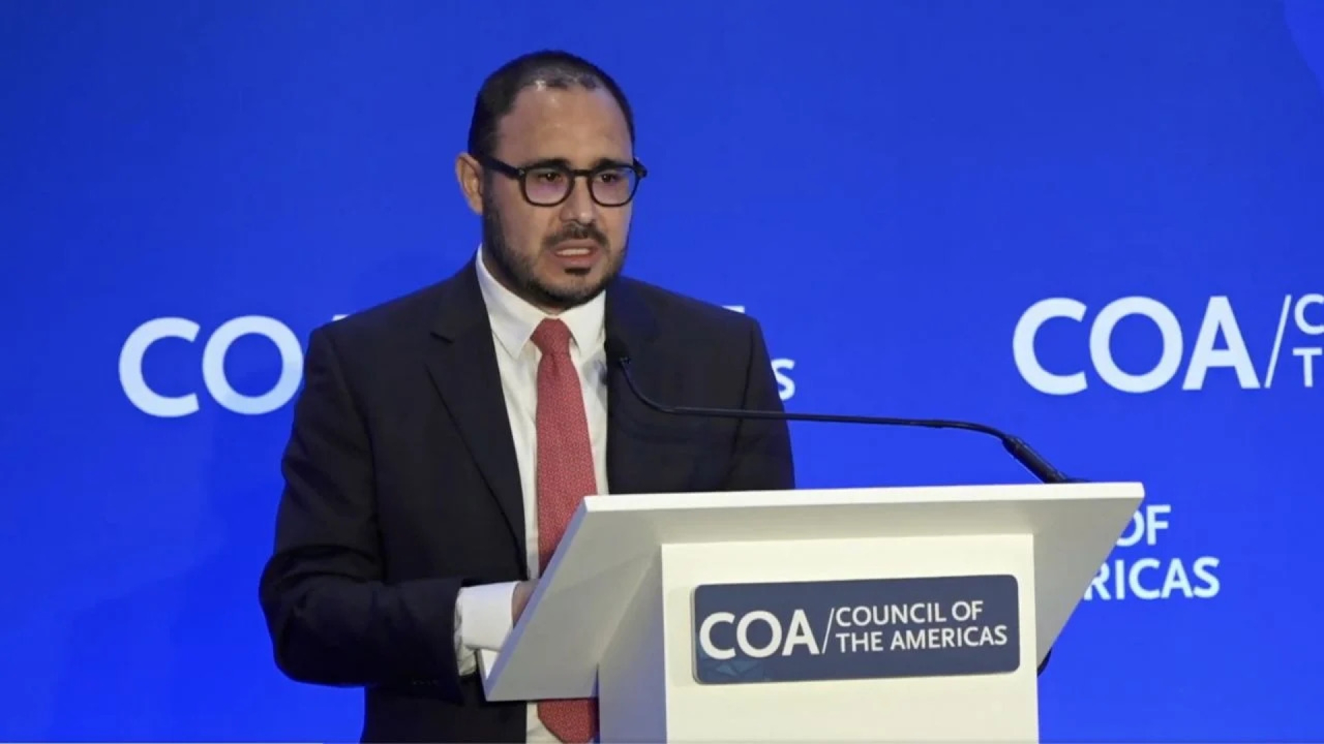 'Mexicanos pueden enfrentar recesión con sus ahorros', afirma funcionario de Hacienda