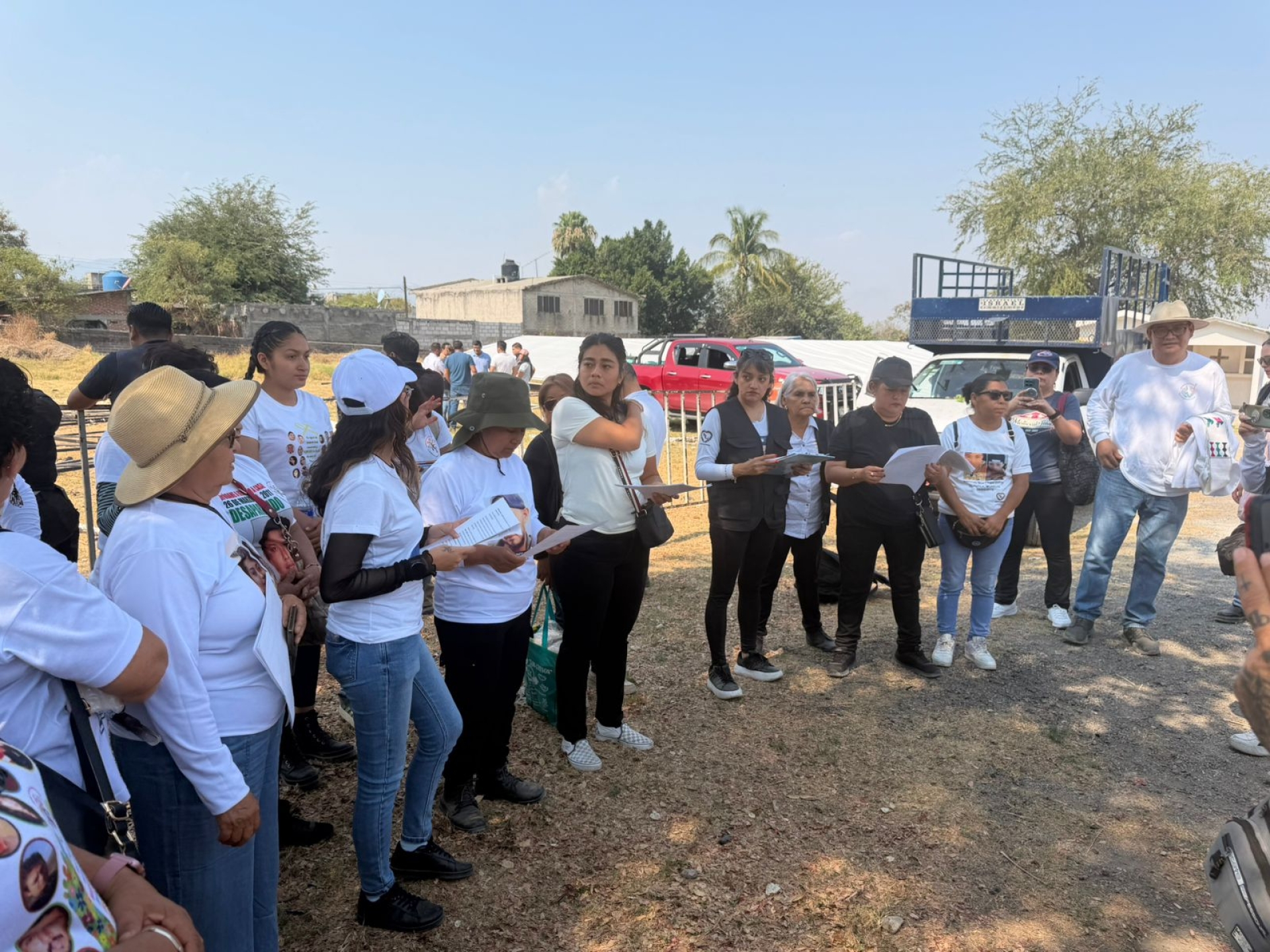 Acompaña CEARV a familiares de víctimas durante quinta fase de trabajos en panteón de la comunidad Pedro Amaro en Jojutla