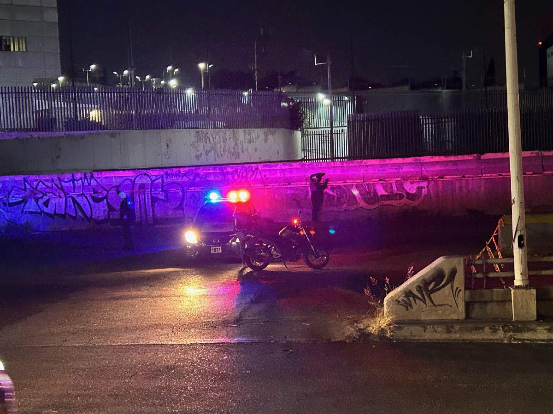 Investigan asesinato de motociclista