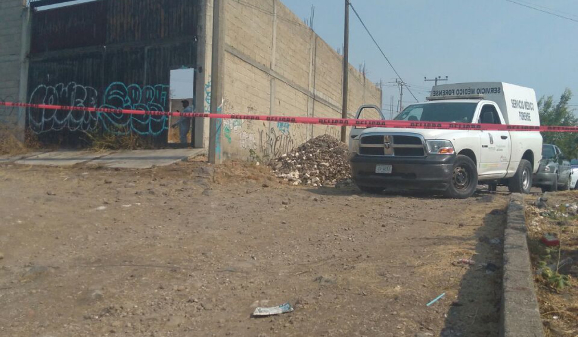 Encuentran sin vida a sexagenario en un terreno baldío
