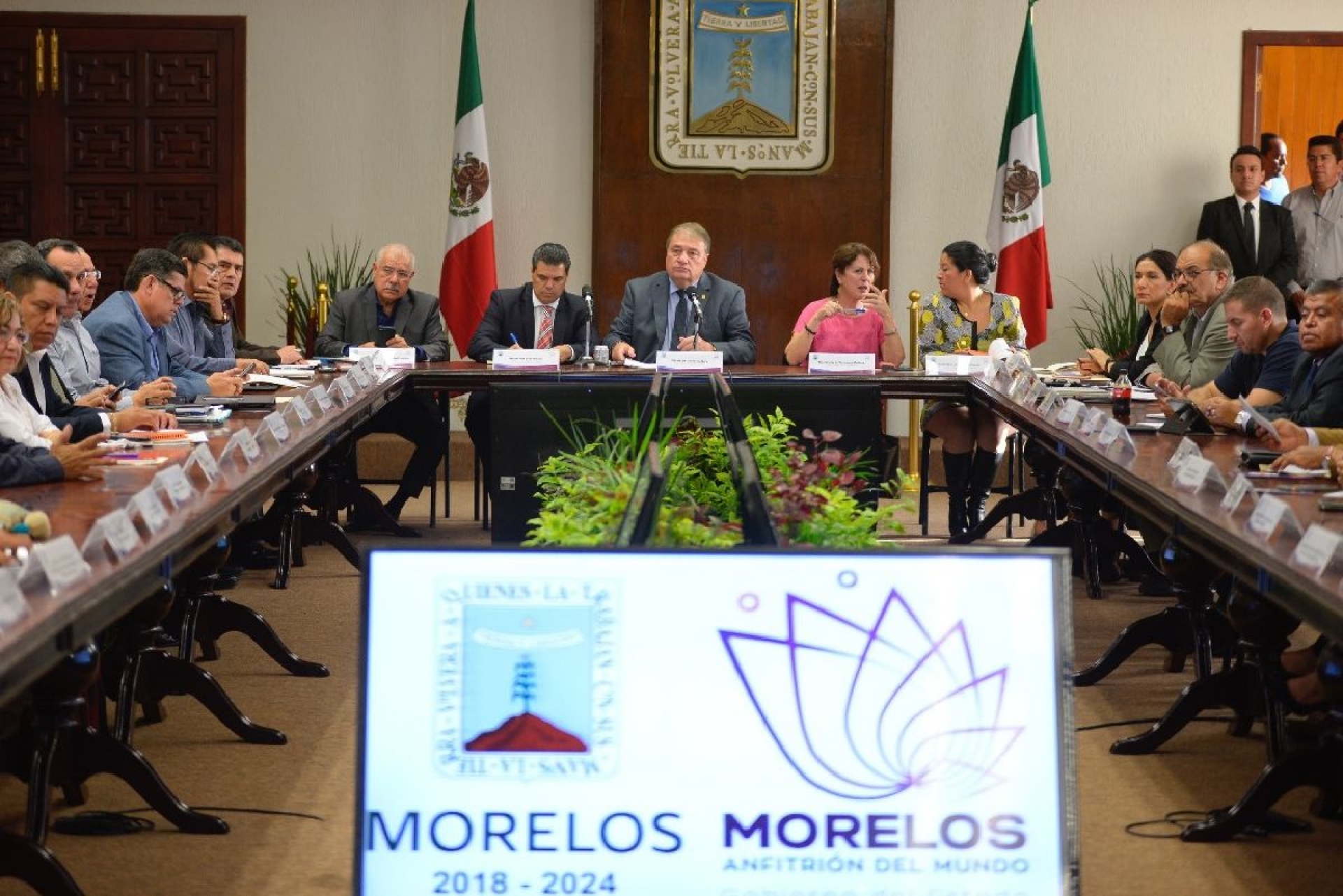 Importante sumar esfuerzos para sacar adelante a Morelos: Sanz Rivera