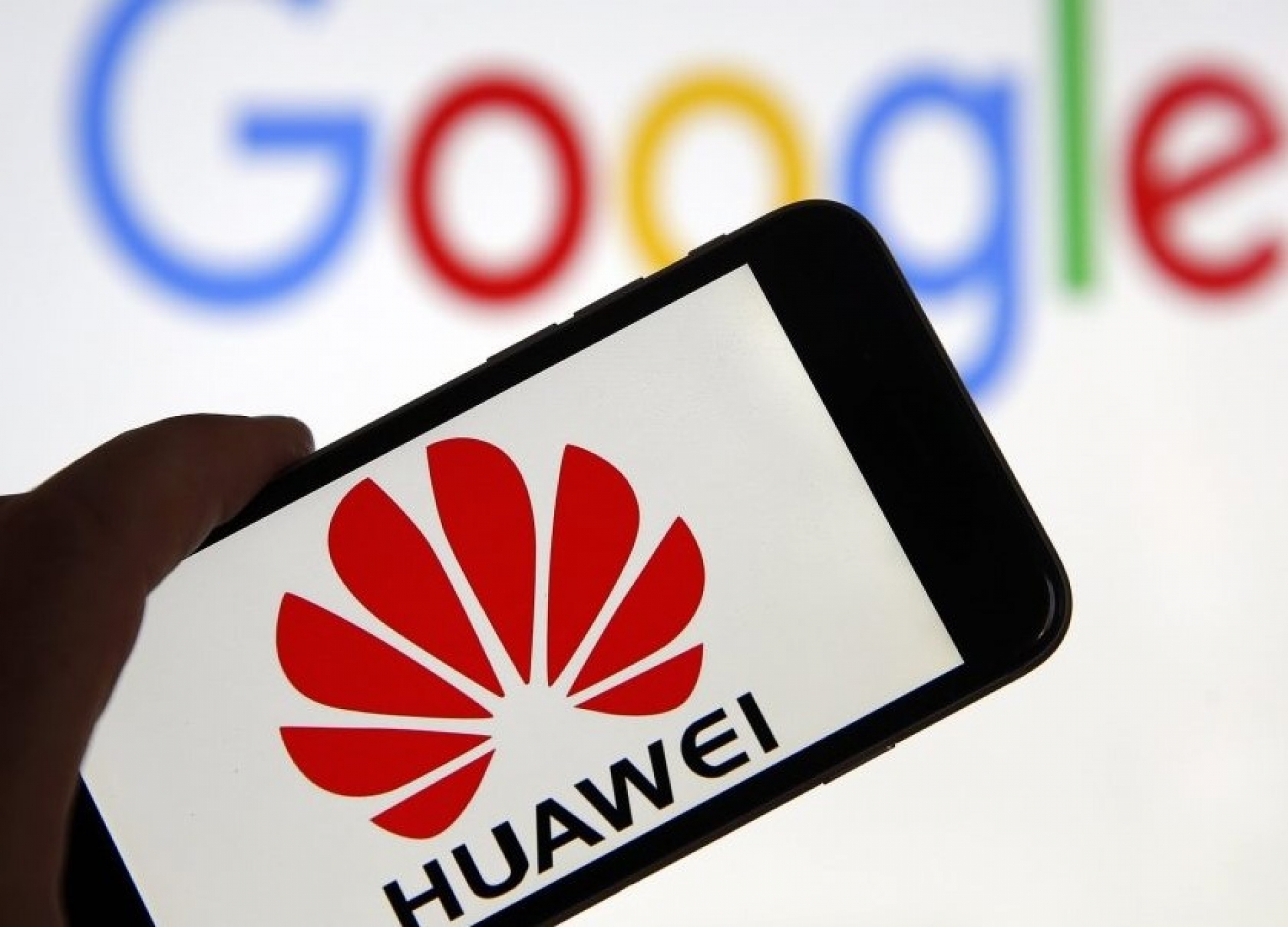 EU 'asfixia' aún más a Huawei con nuevas medidas enérgicas contra el suministro de chips