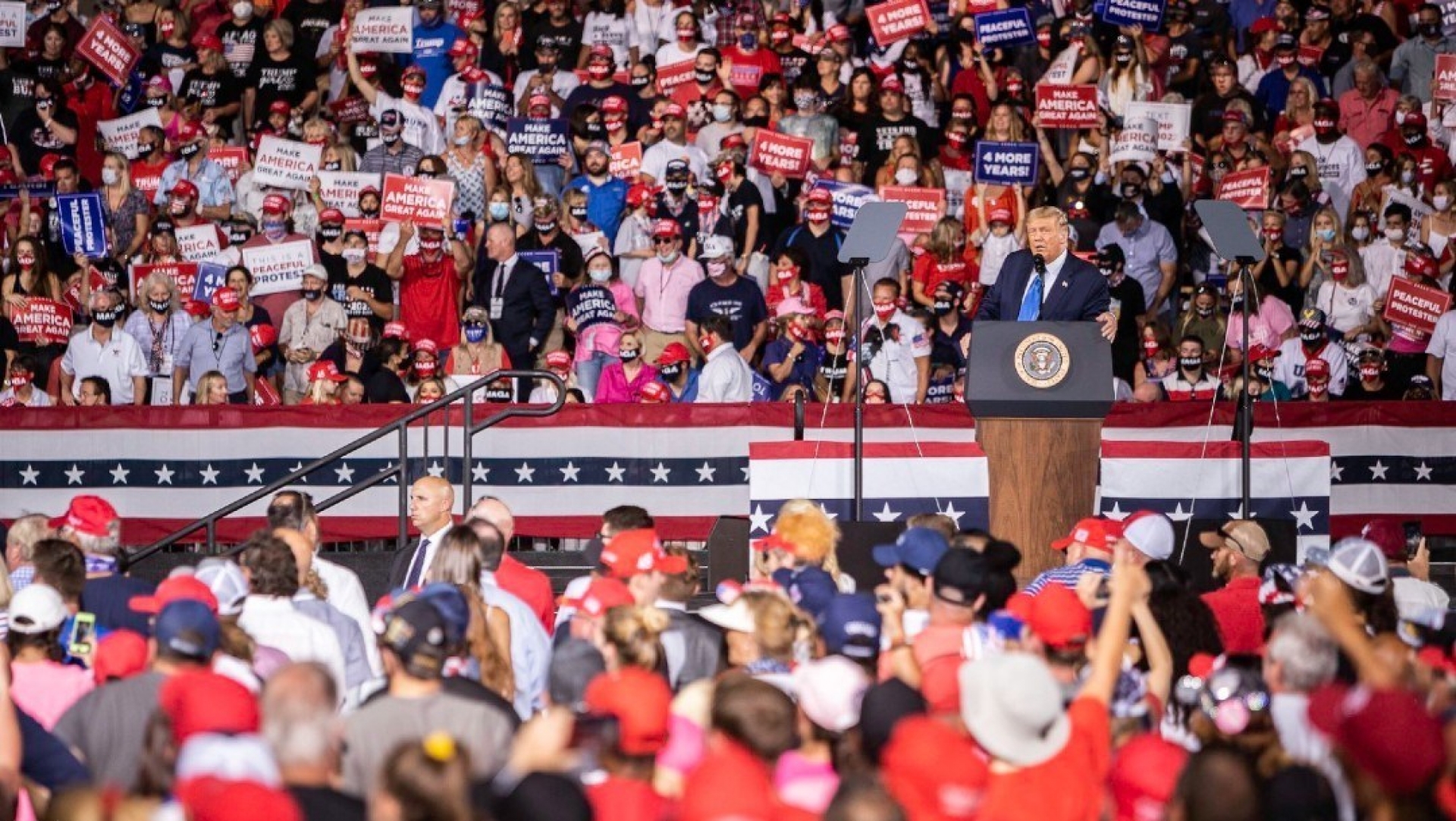 Trump invita a los Floridanos a votar cuanto antes
