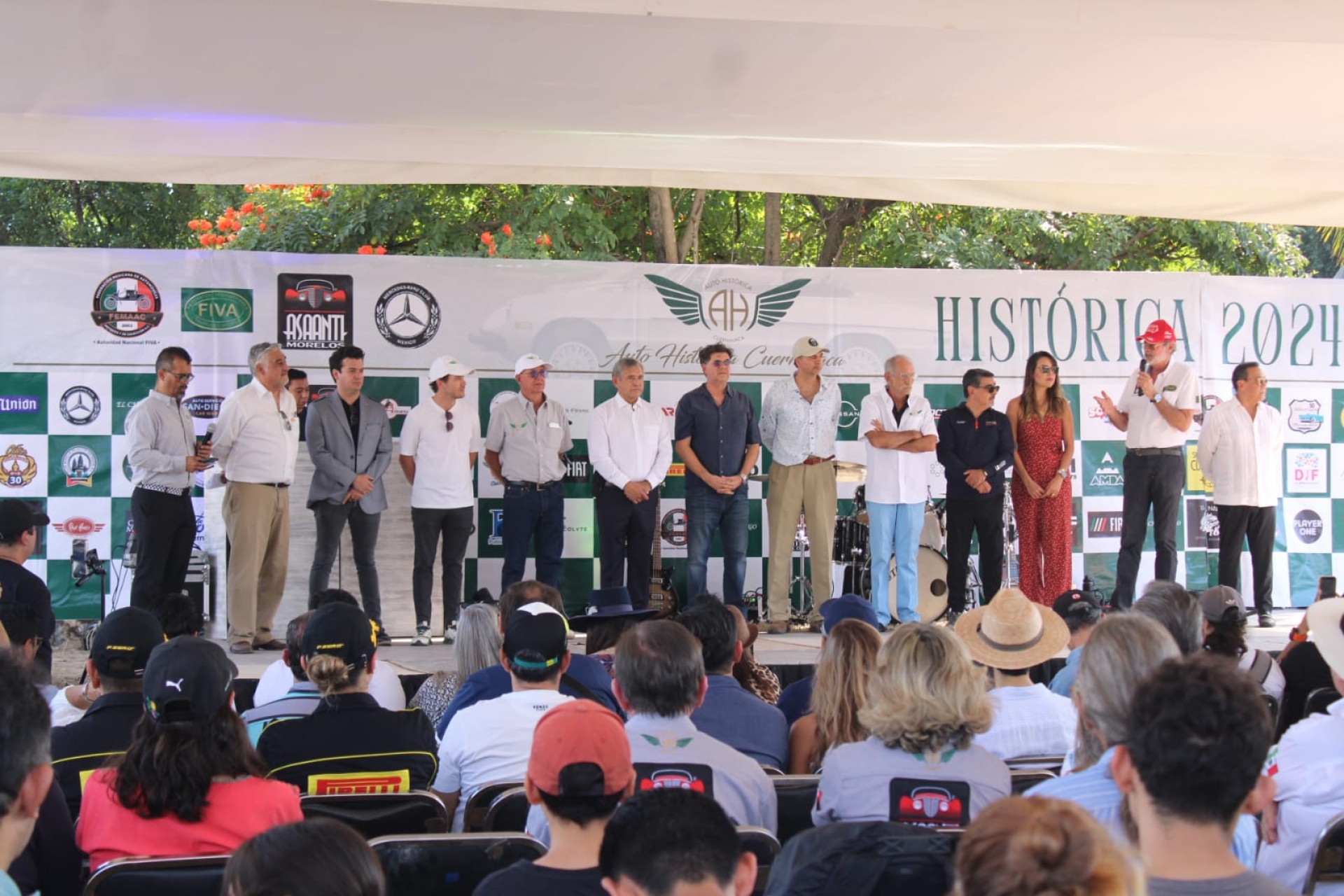 Se estrena Auto Histórica en Cuernavaca