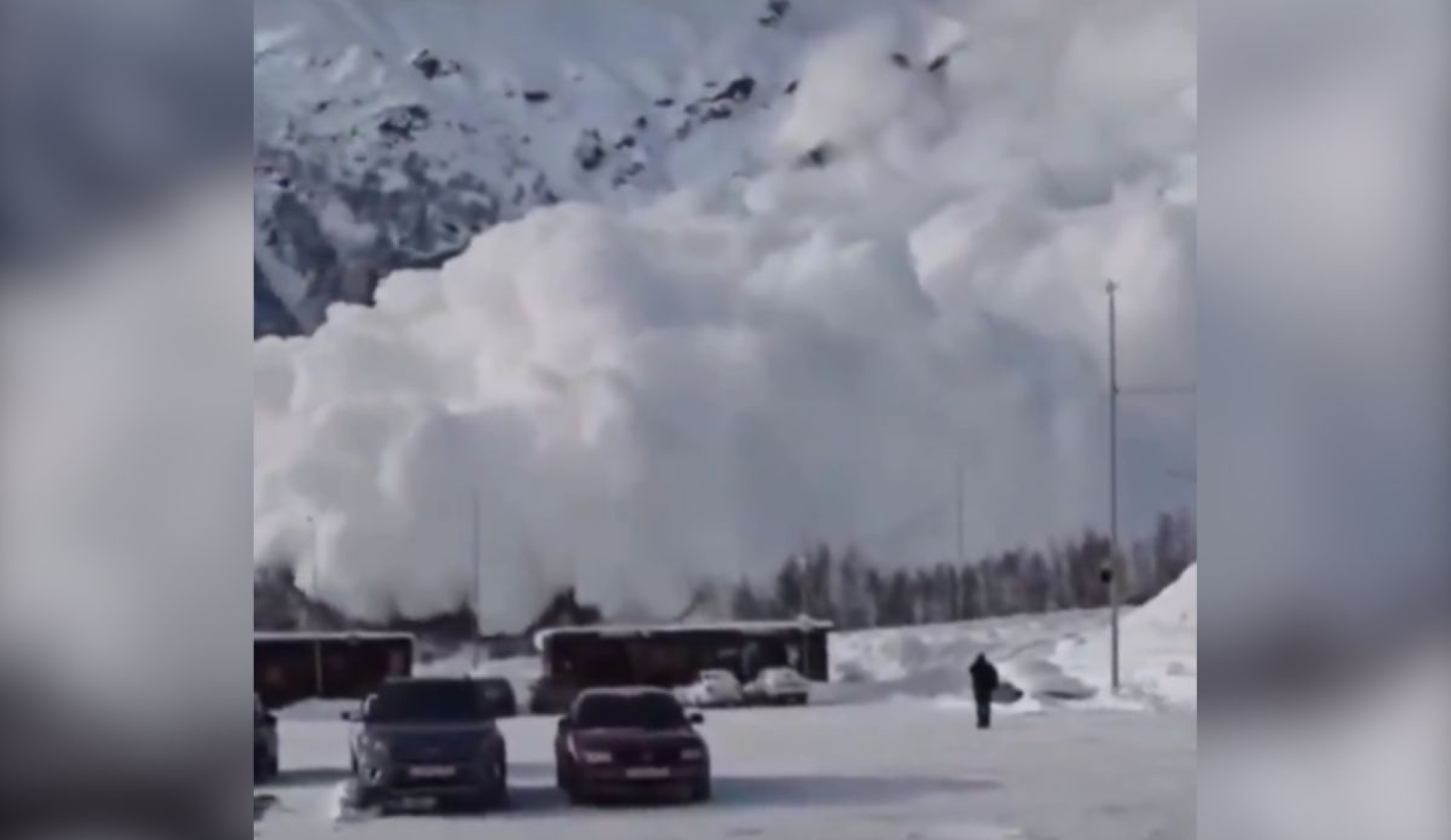Avalancha en Elbrús impacta a turistas y se vuelve viral en redes