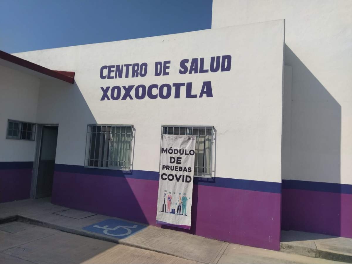Se mantiene vacunación anticovid para niños y adultos