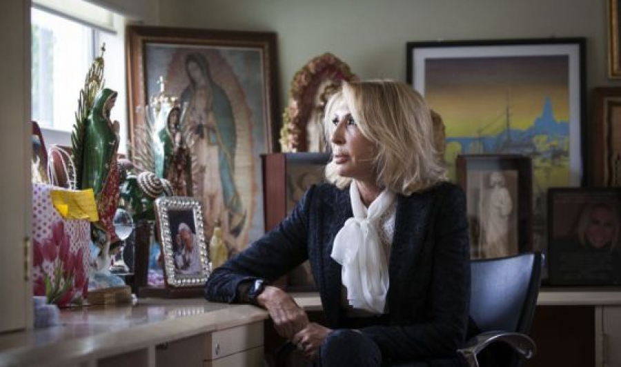 La Segob investiga a Laura Bozzo debido al contenido "denigrante" de su programa