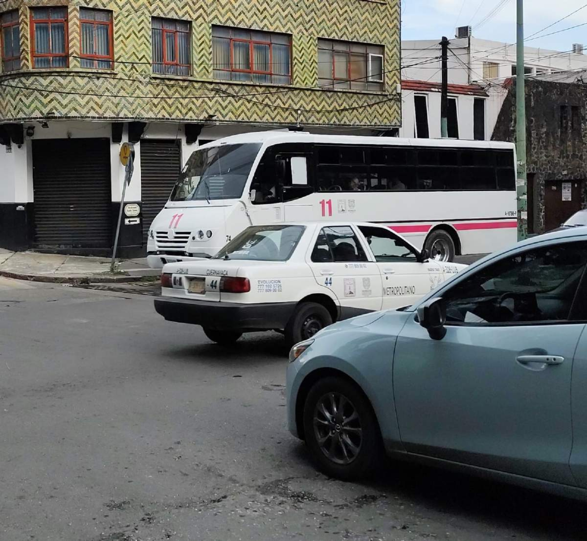 La población debe recibir un transporte digno: empresarios