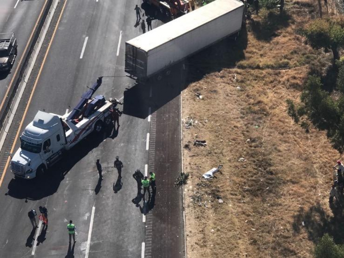 Choque de tráiler deja 7 lesionados en autopista México-Puebla