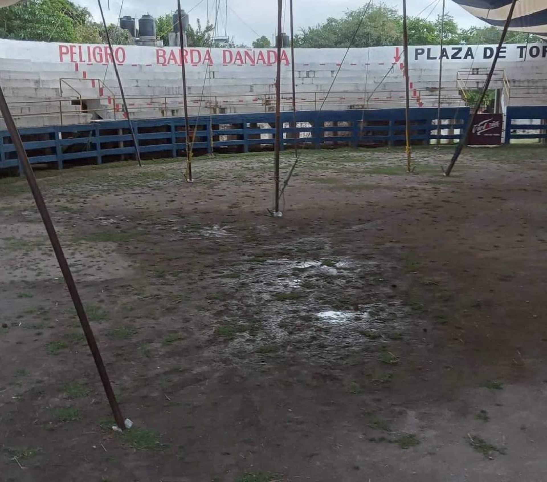 Plaza de toros de Mazatepec, con daño estructural