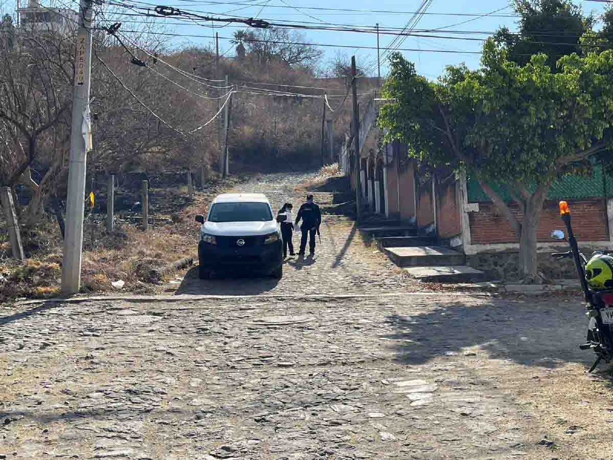 Degüellan a un individuo en la Tres de Mayo