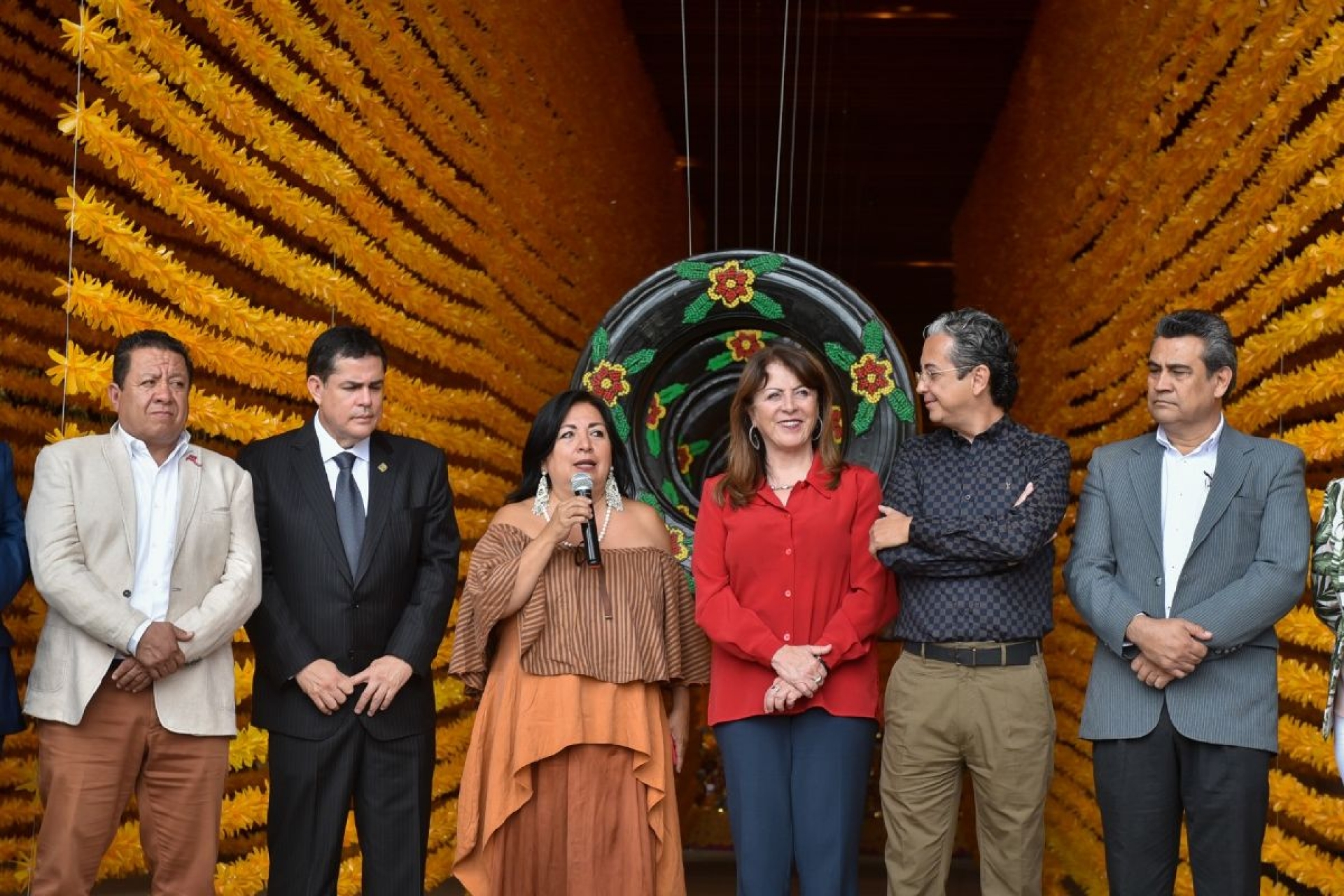 Inauguran “Pasillos de la memoria” en el CCT