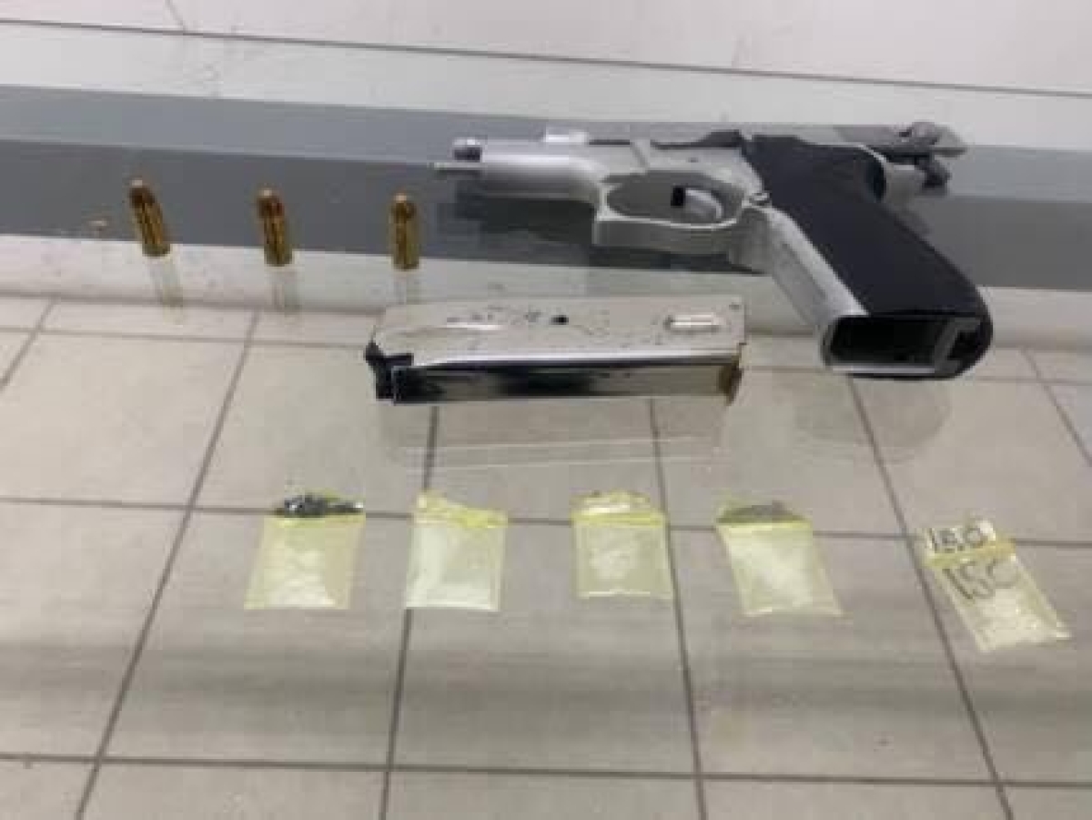 Atrapan a un adolescente armado en Puente de Ixtla