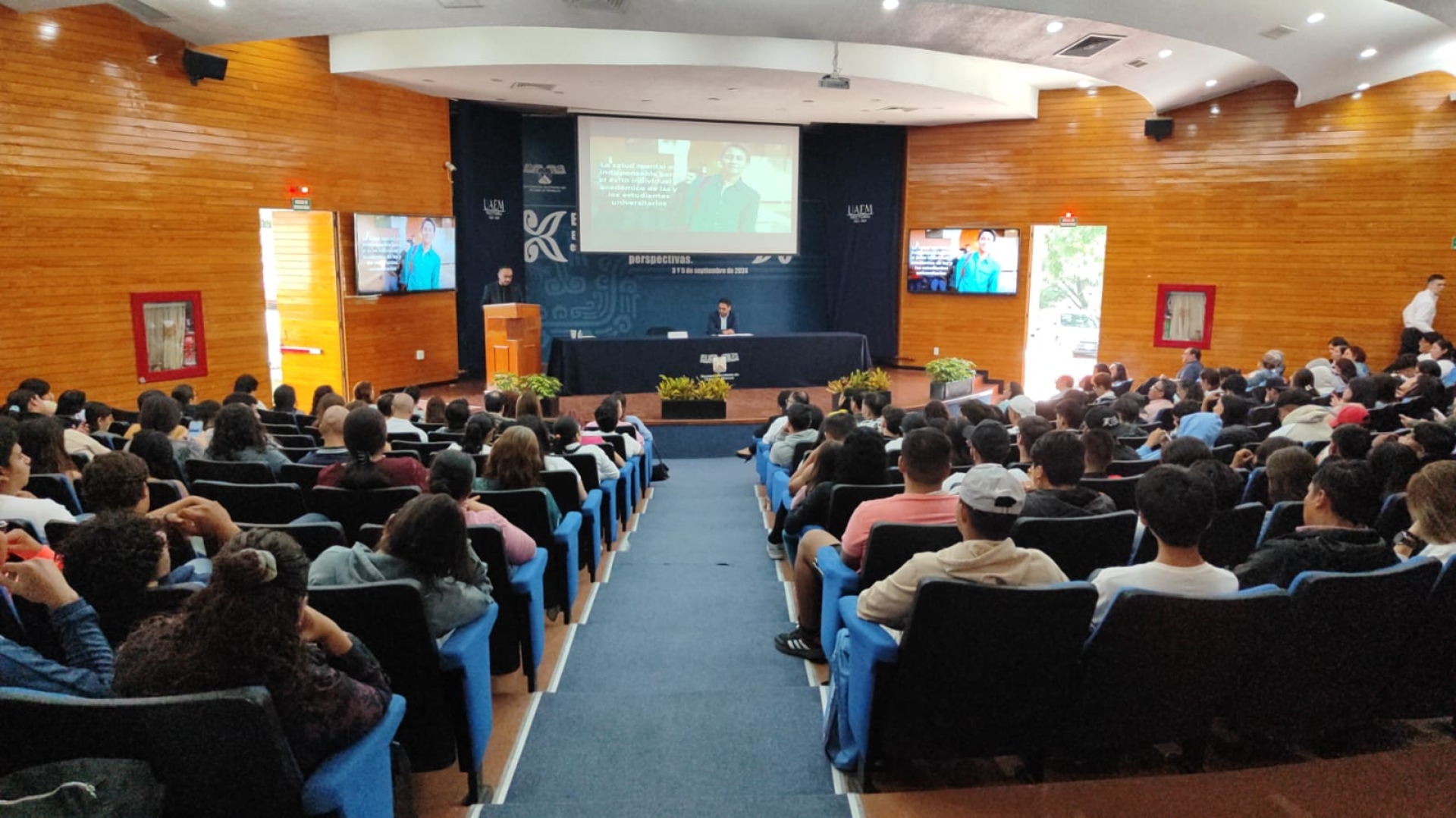 Encuentro institucional 'Experiencias en promoción a la salud en espacios universitarios', en la UAEM