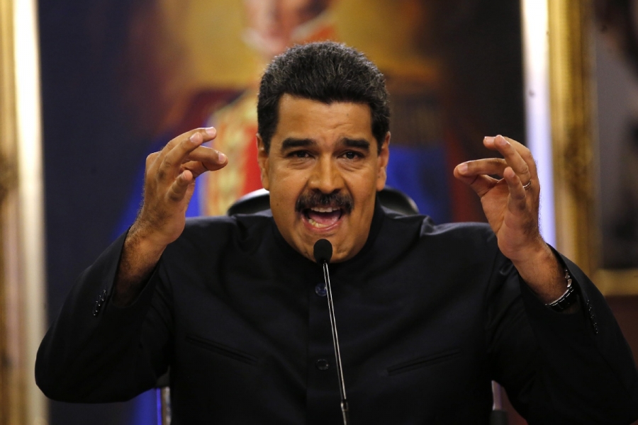 Maduro anuncia incremento de 50% al salario