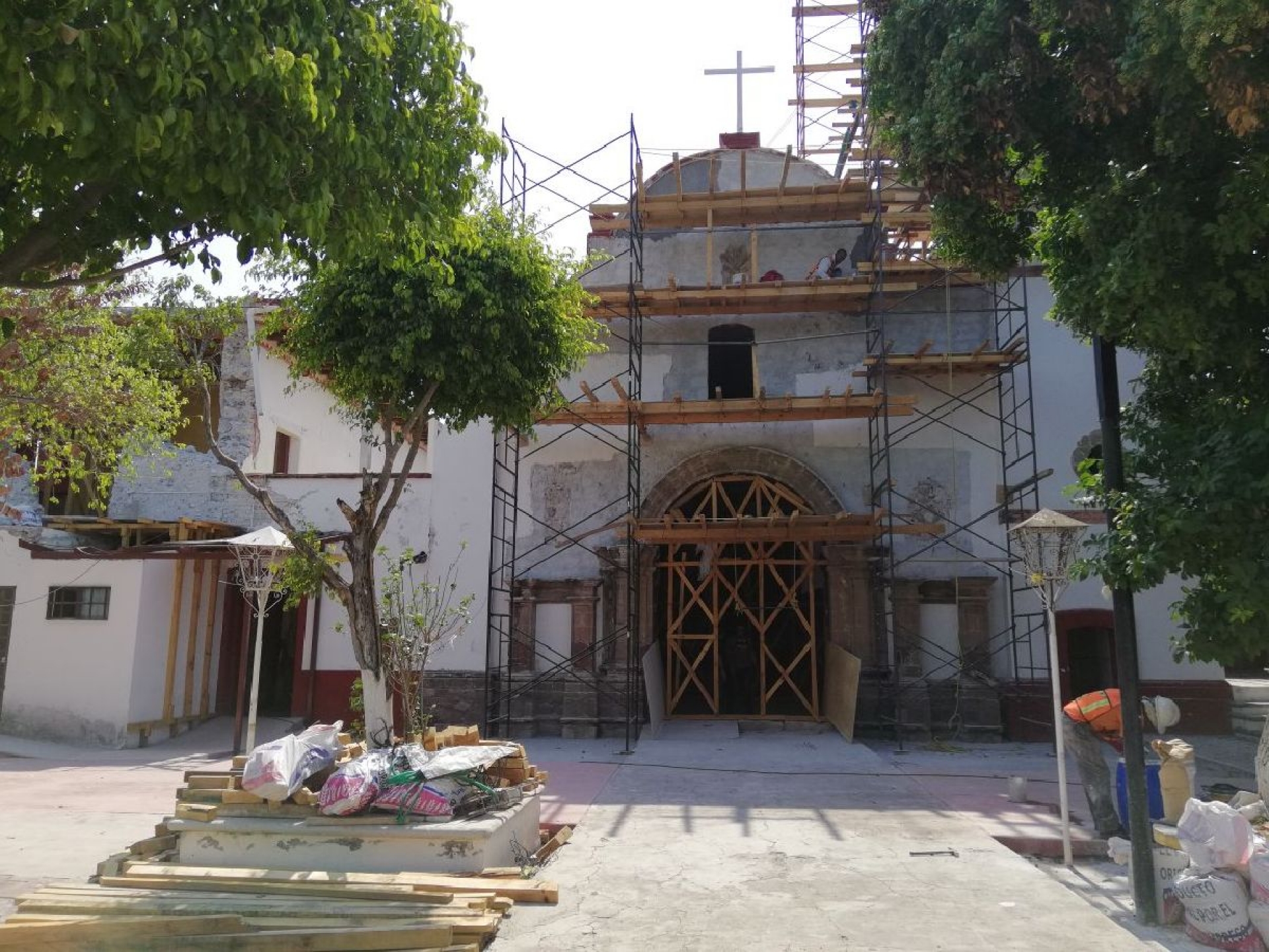 Avanza restauración de iglesias dañadas por el 19-S en Miacatlán
