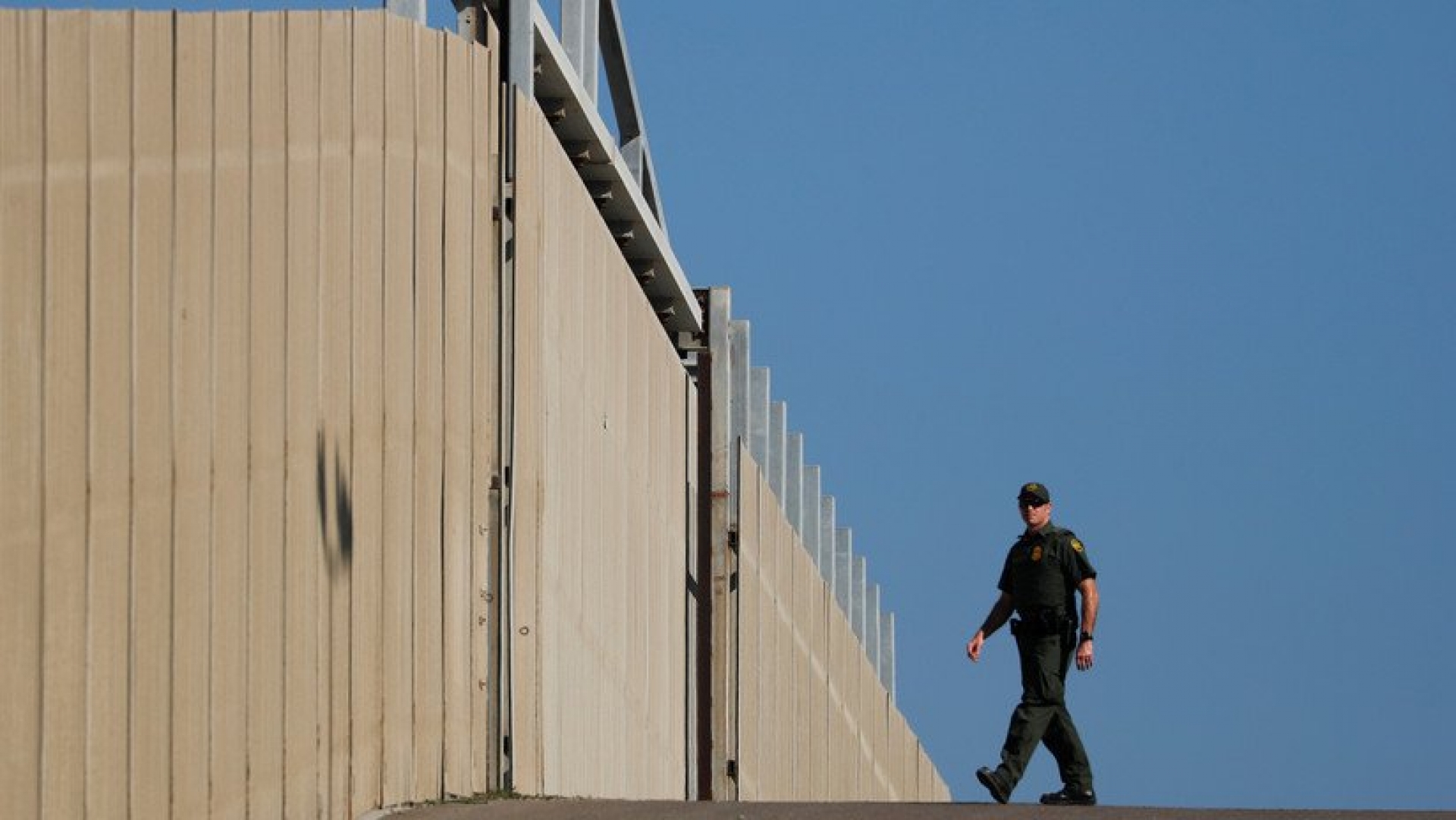Ahora Trump pedirá 8.6 mmdd para muro