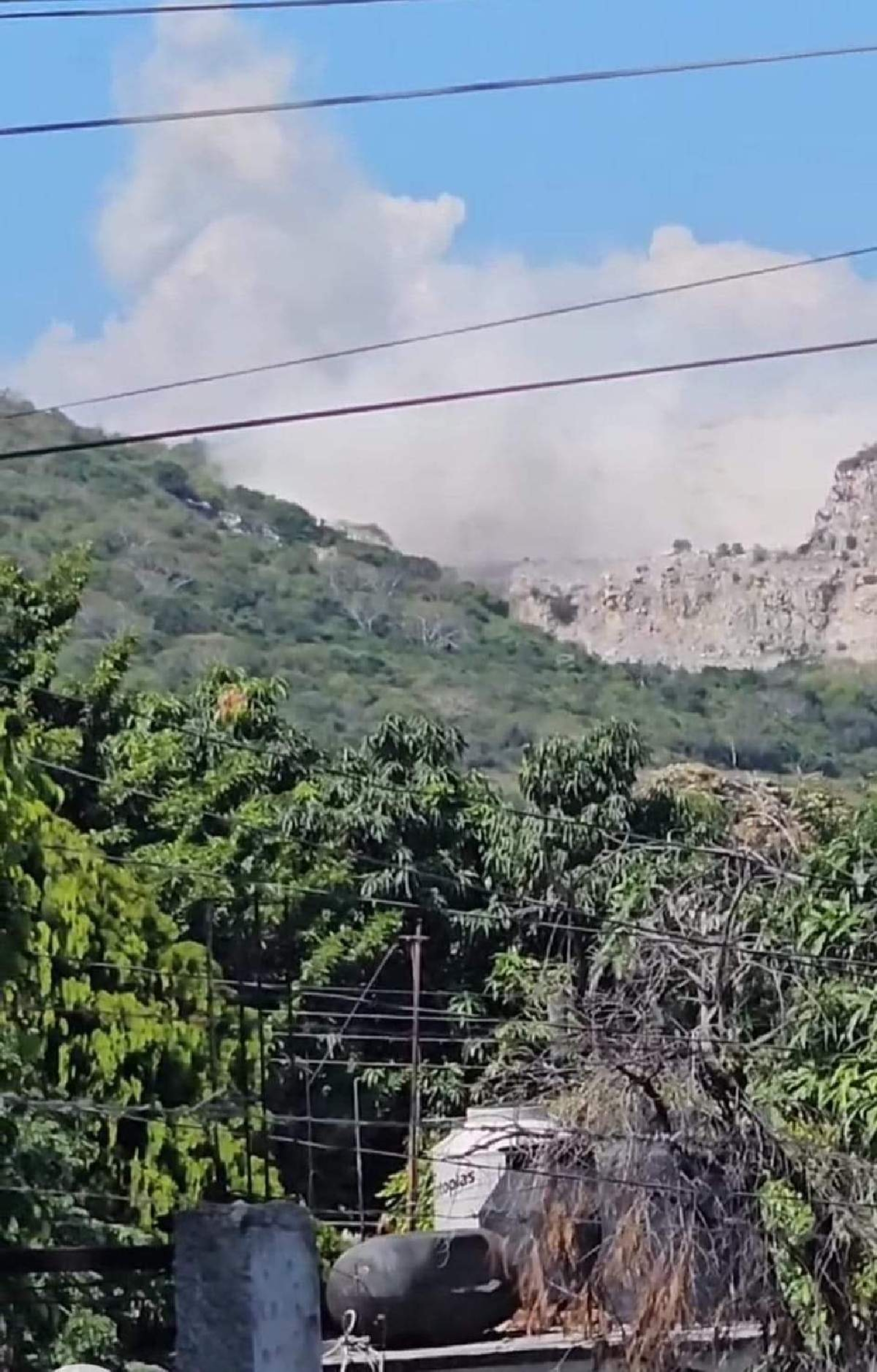 Explosión cimbra viviendas de la Unidad Morelos de Jojutla