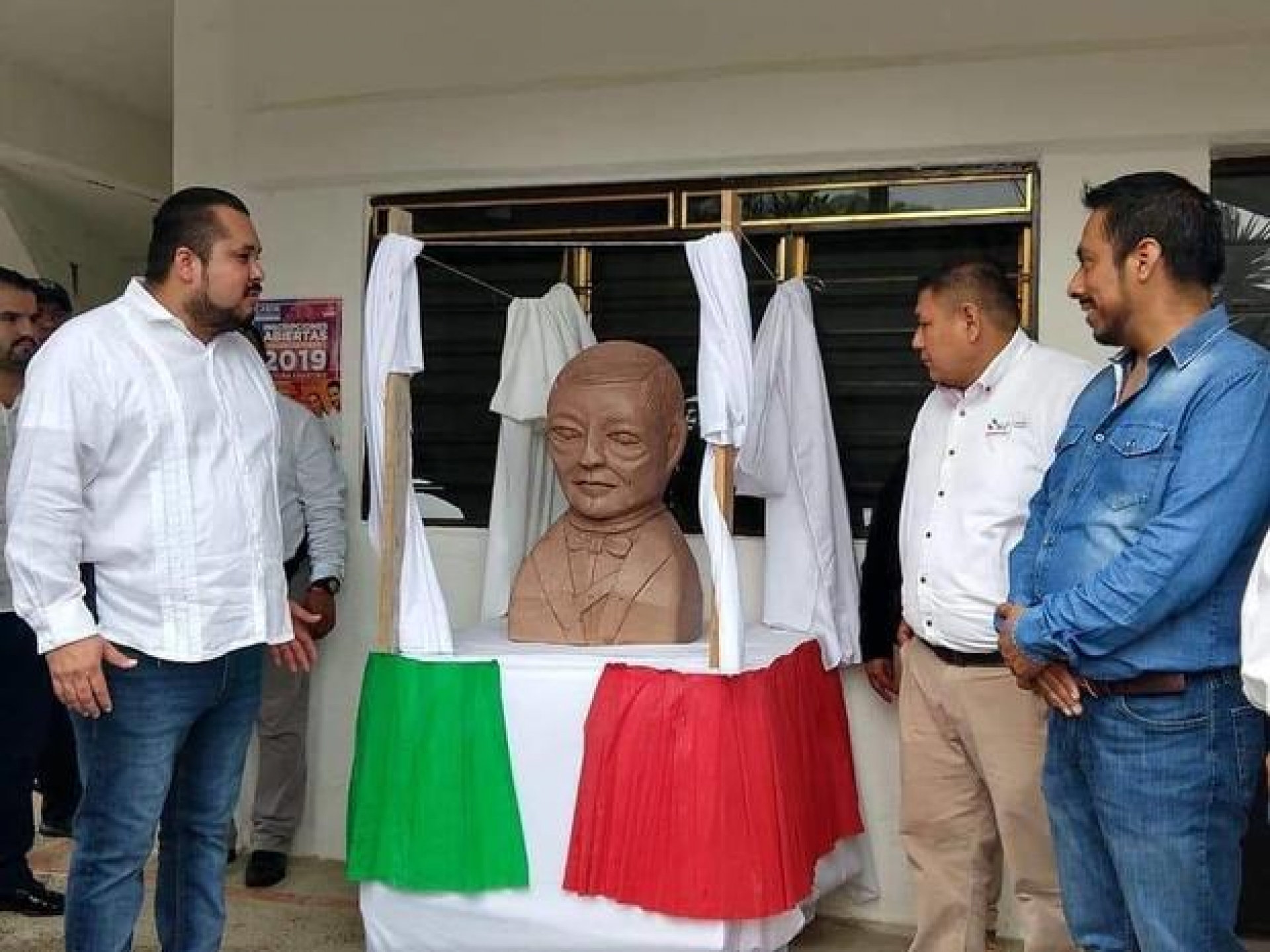 ¿Benito Juárez es 'ET'?