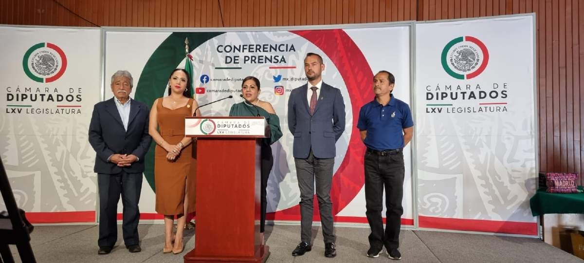 Revés a Rodrigo Arredondo: sí habrá desfile del 2 de mayo