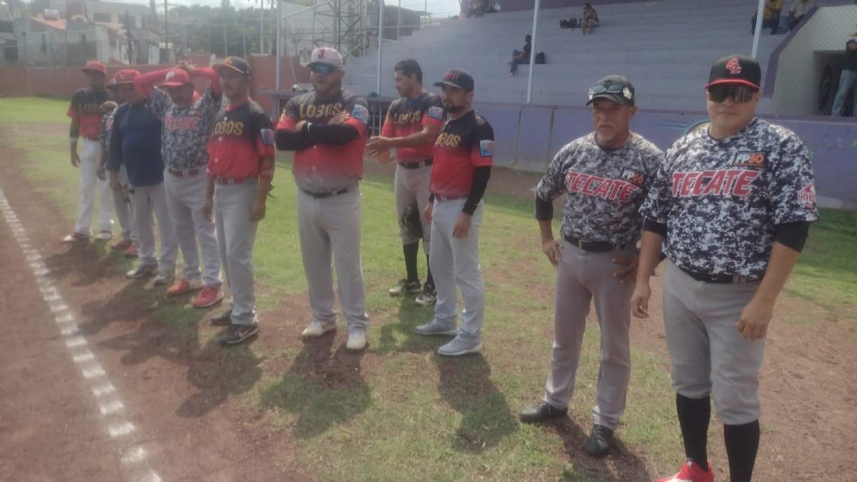 Lobos toman ventaja