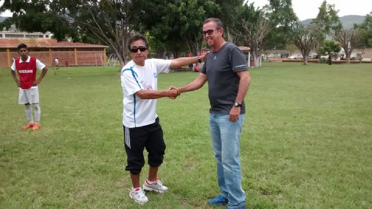 Héctor Vidal llega al banquillo de Selva Cañera