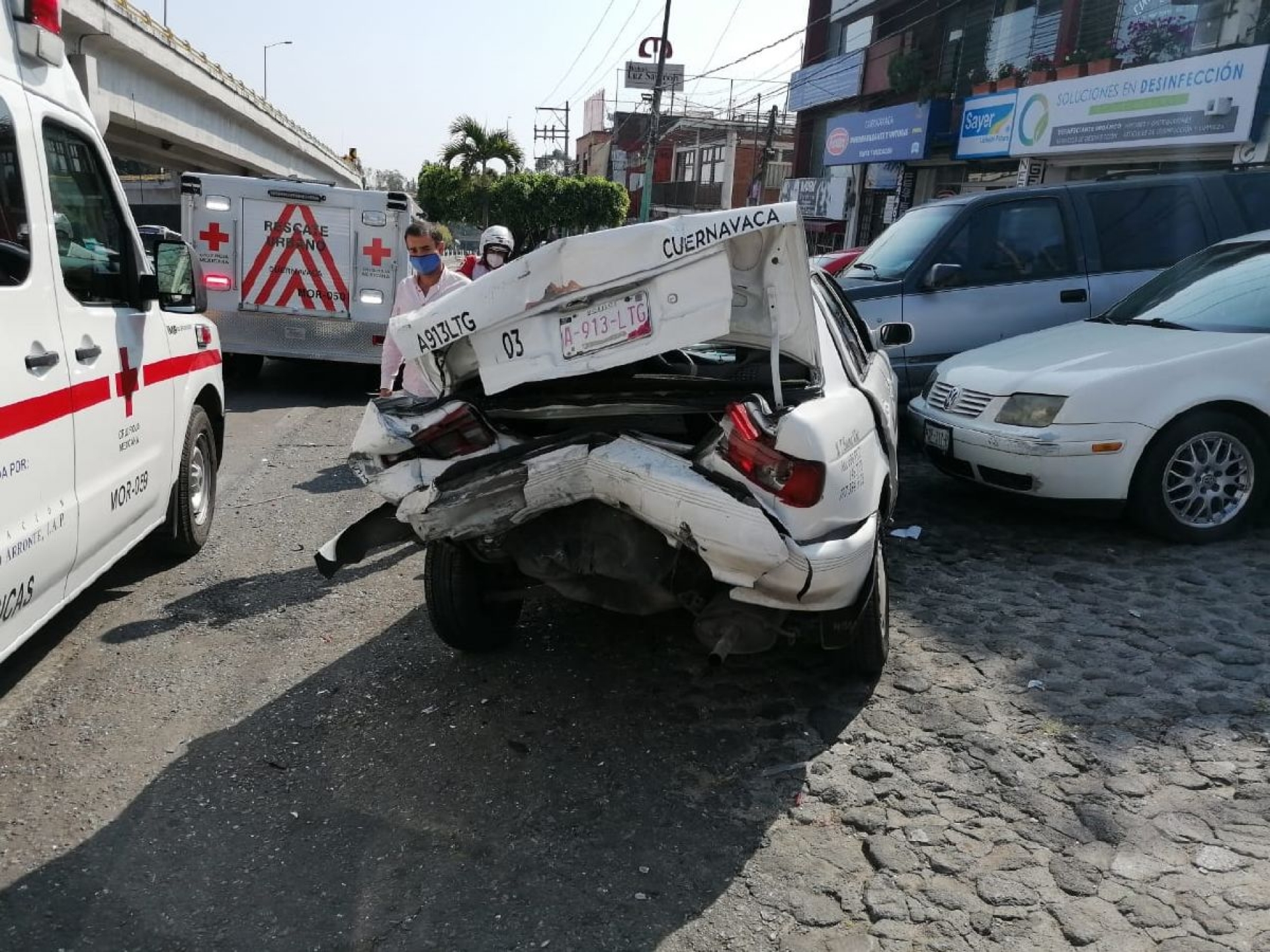Choque en Buena Vista deja tres lesionados