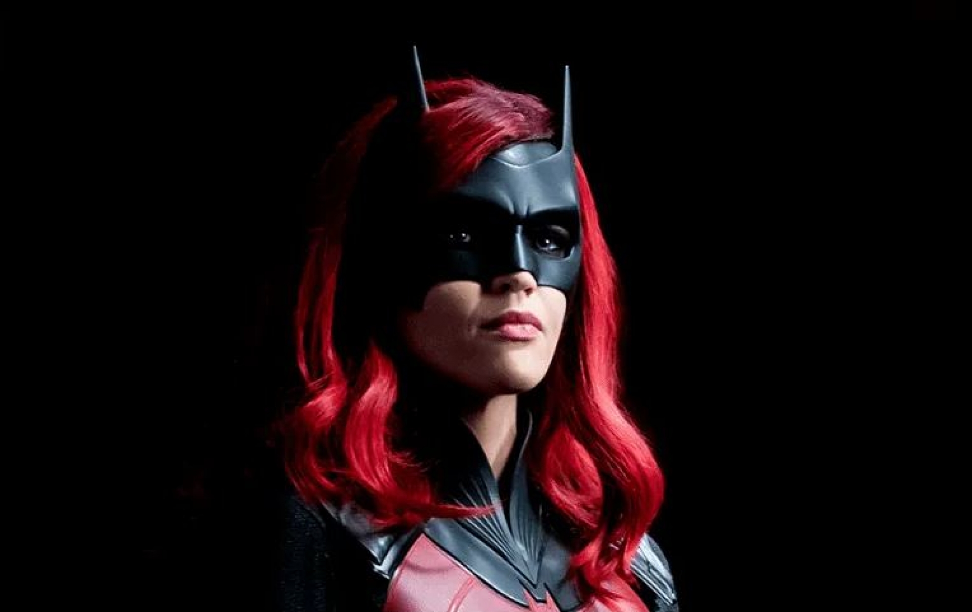"Batwoman" revela identidad de su nuevo personaje