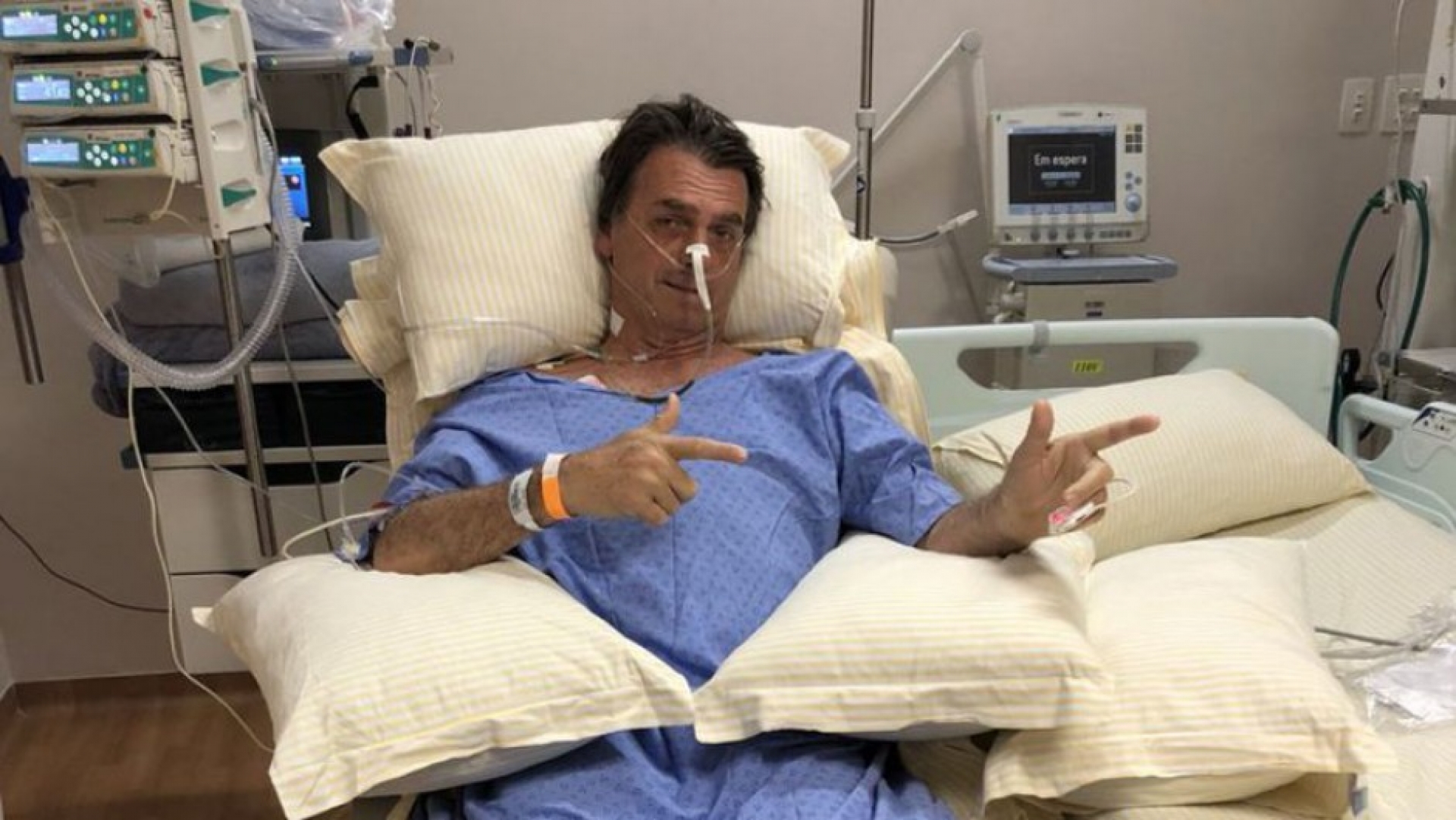Tras el ataque, Bolsonaro crece en encuestas y amplía su ventaja