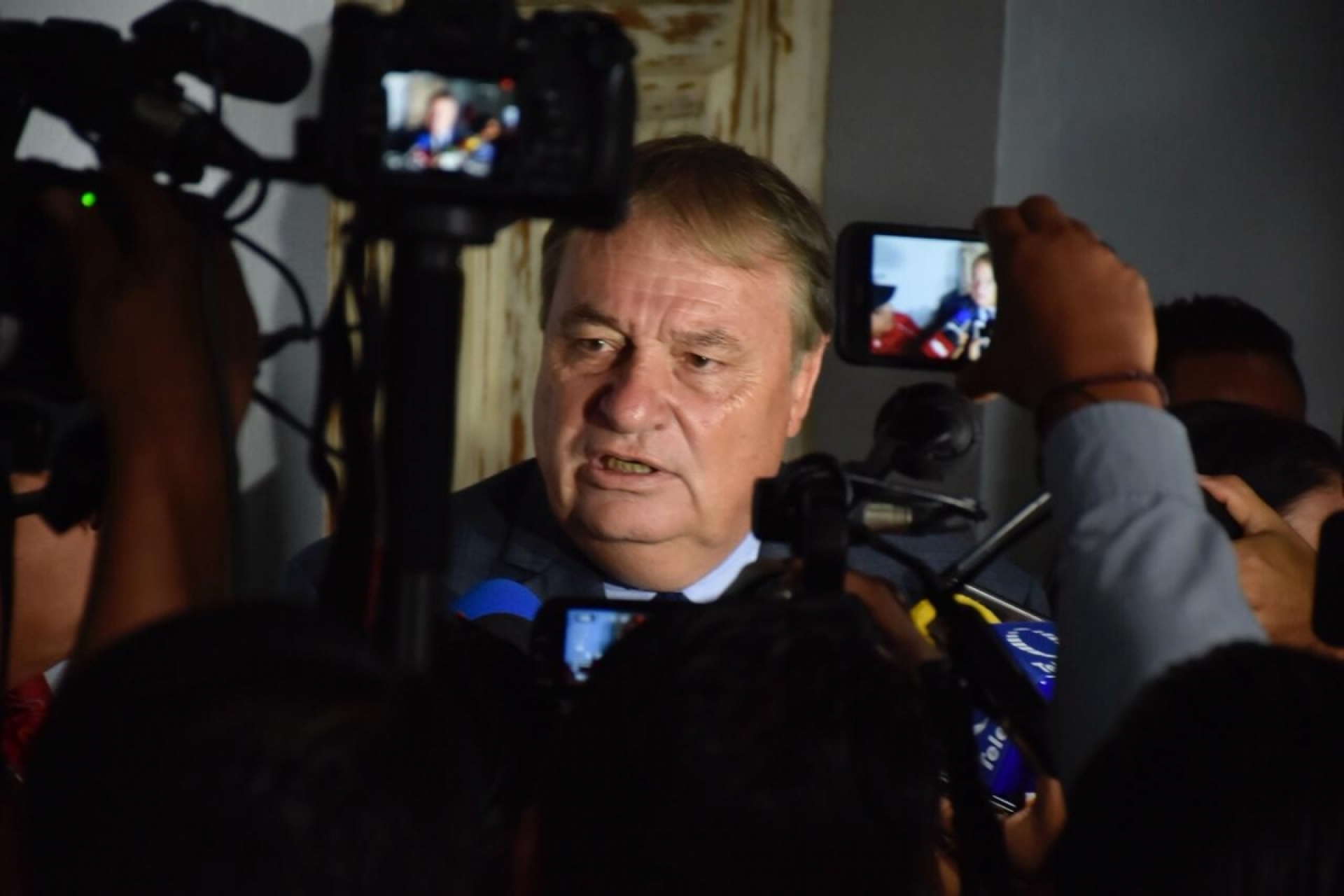 Sanz Rivera señala que no hay solicitud de que el gobierno sea aval de la UAEM ante la Federación