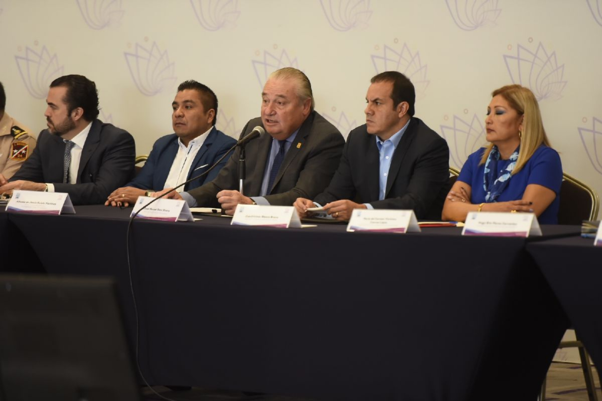 Cuauhtémoc Blanco hace llamado a sumar a favor de la paz y la seguridad