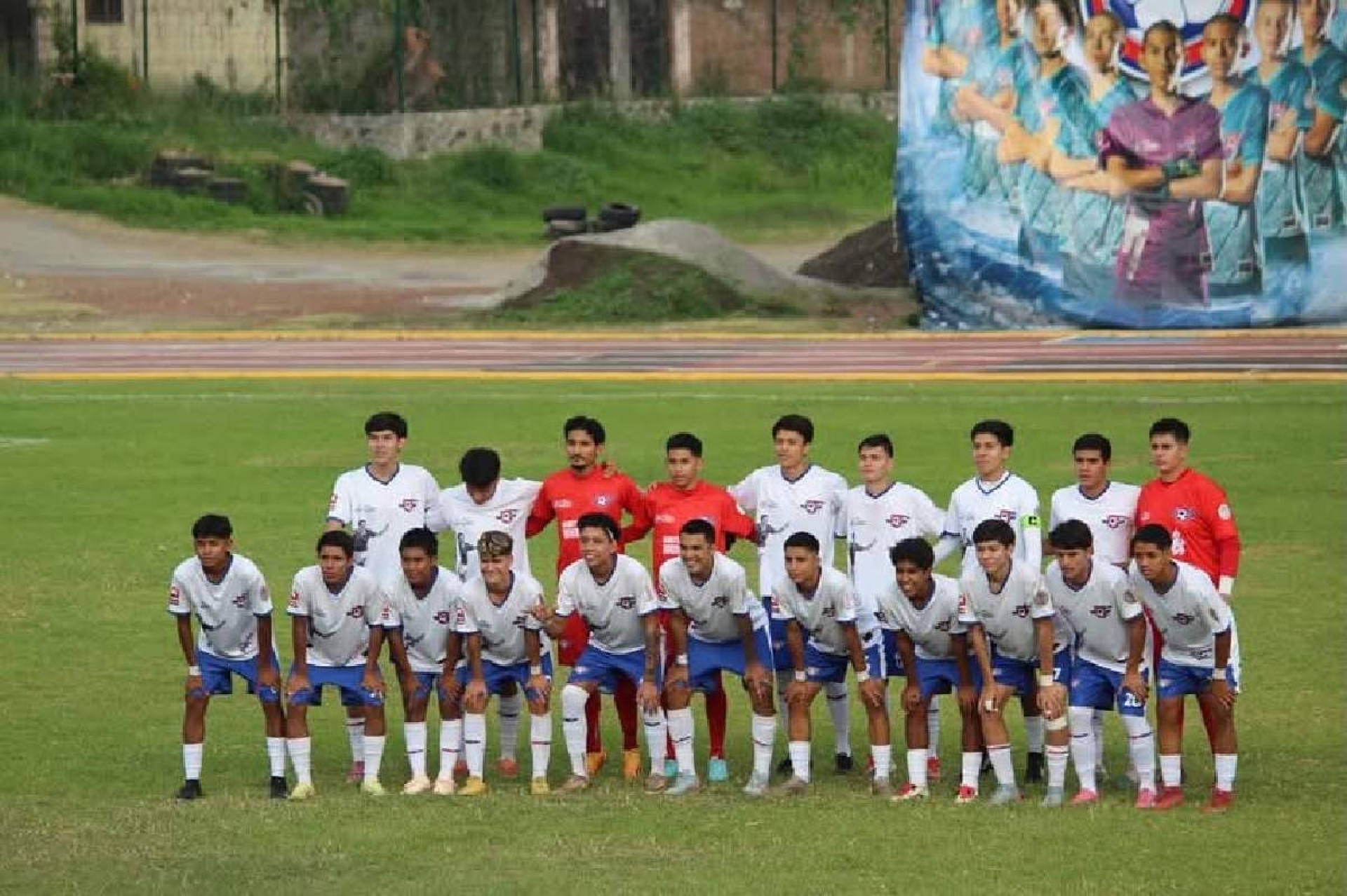 Golea el Real Morelos