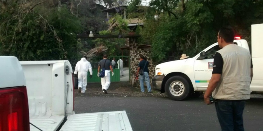Hallan tres cadáveres en un domicilio, en Yautepec; estaban en el interior de tambos