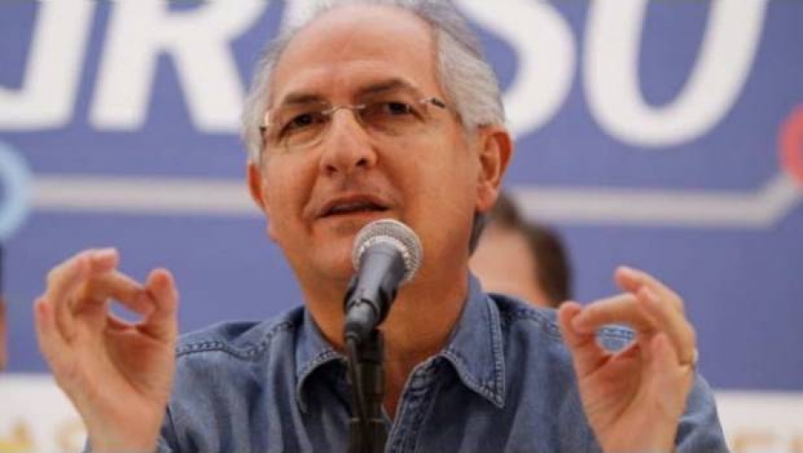 Opositor venezolano Antonio Ledezma regresa a prisión domiciliaria