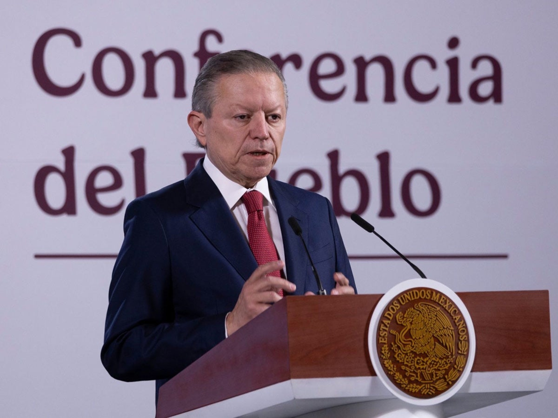 Zaldívar asegura que no hay duplicidad en registros de aspirantes al Poder Judicial