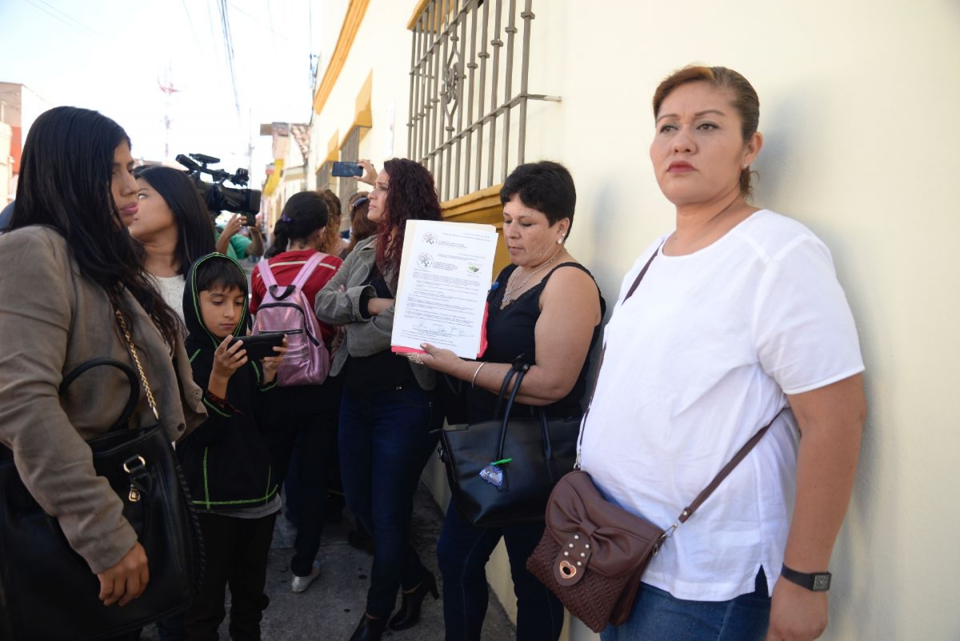 Protestan contra labor de la Comisión de Atención a Víctimas