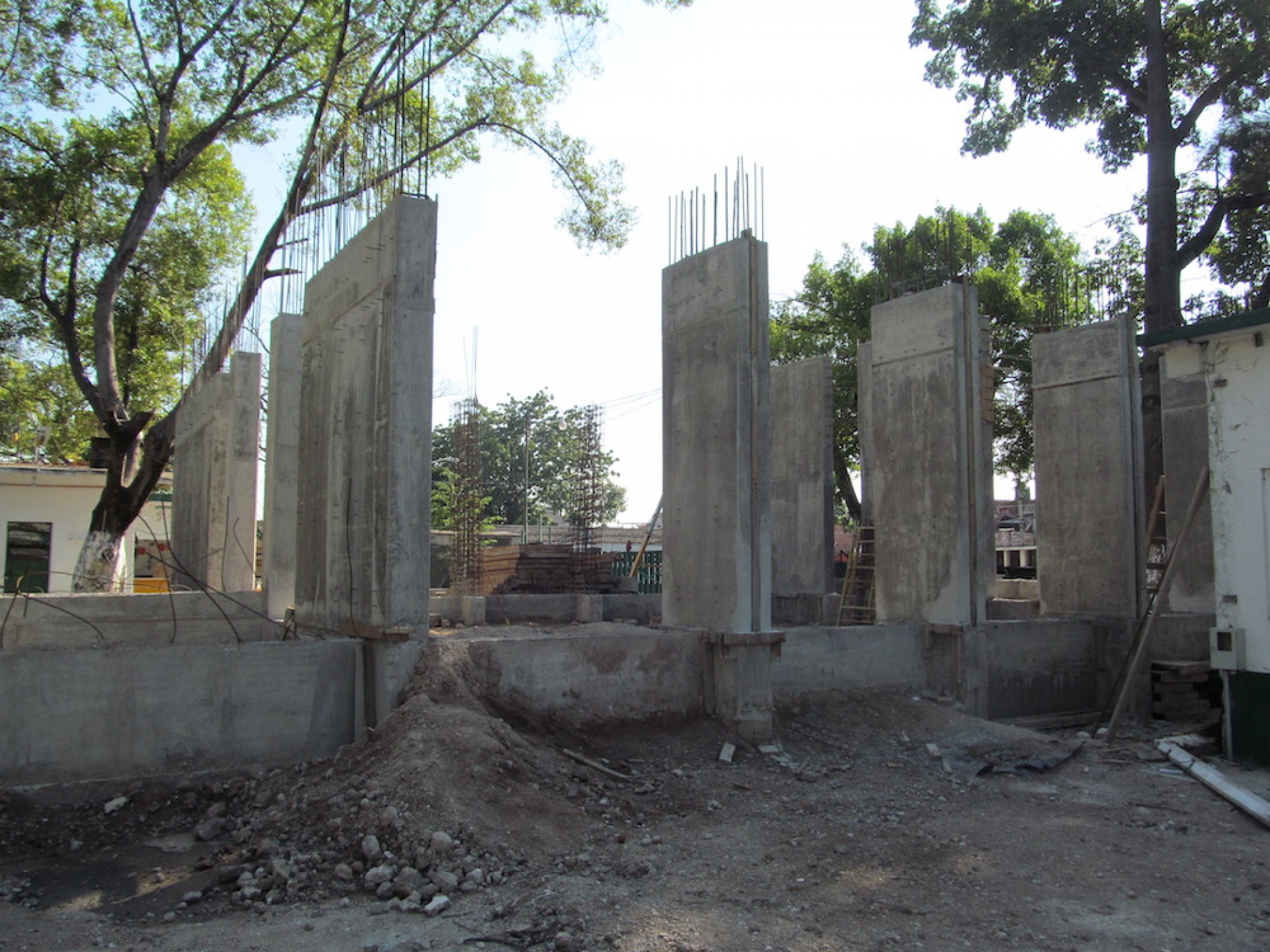 Construyen nuevas oficinas administrativas en IEZ