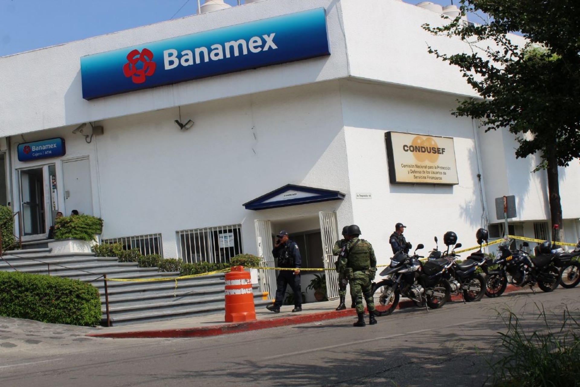 Asesinan a un hombre en las oficinas de la Condusef