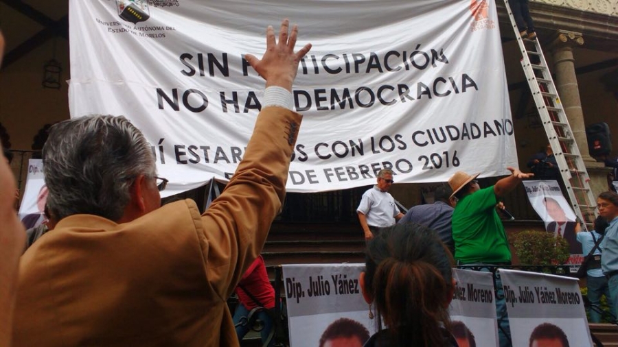 El plantón universitario se trasladó a la sede del Congreso