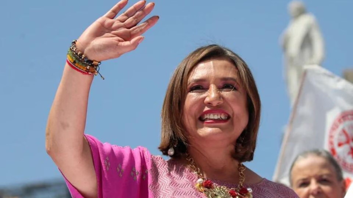 Xóchitl Gálvez califica de 'circo' la entrega del bastón de mando a Sheinbaum