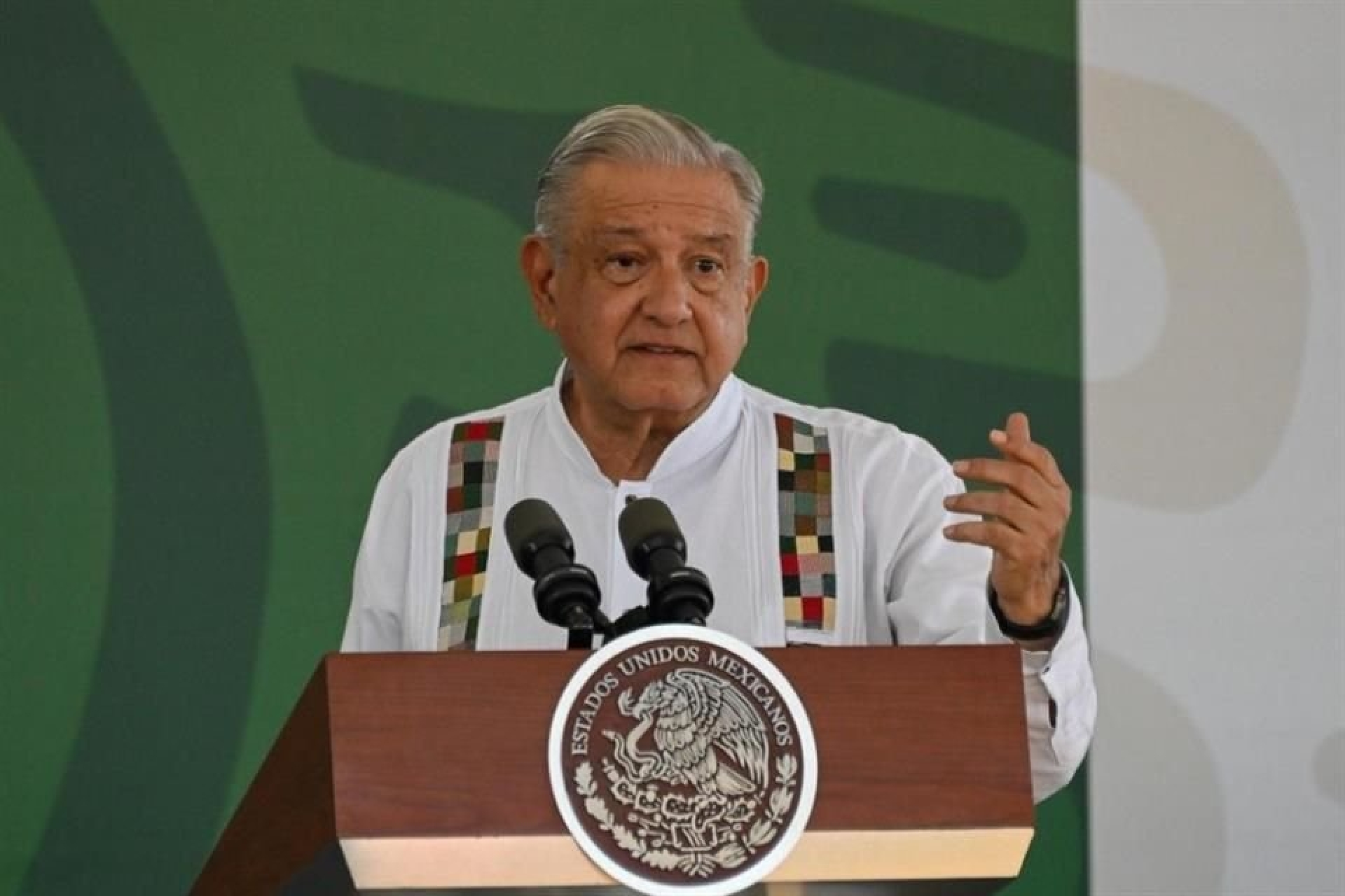 AMLO acusa paro nacional de transportistas: 'Tienen un propósito politiquero'