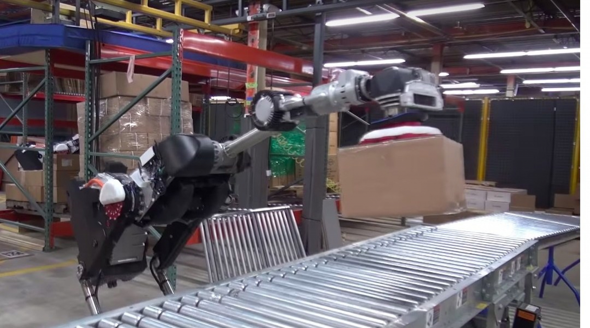 Este robot bípedo de Boston Dynamics te asombrará con su forma de apilar cajas