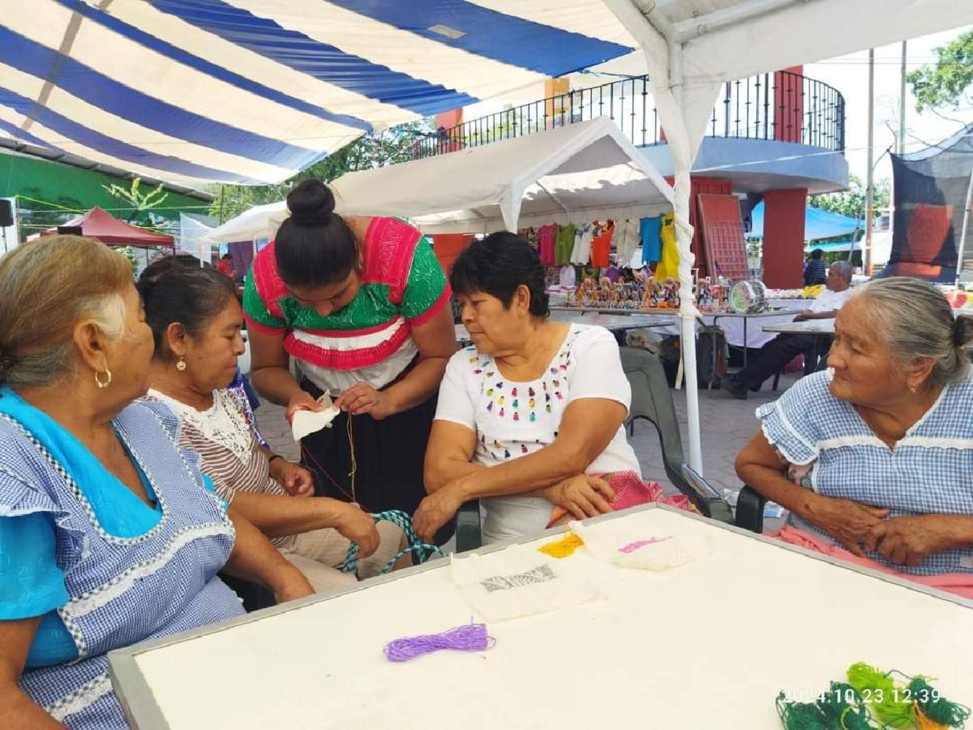 Invitante a Feria del Libro en lengua materna en Xoxocotla